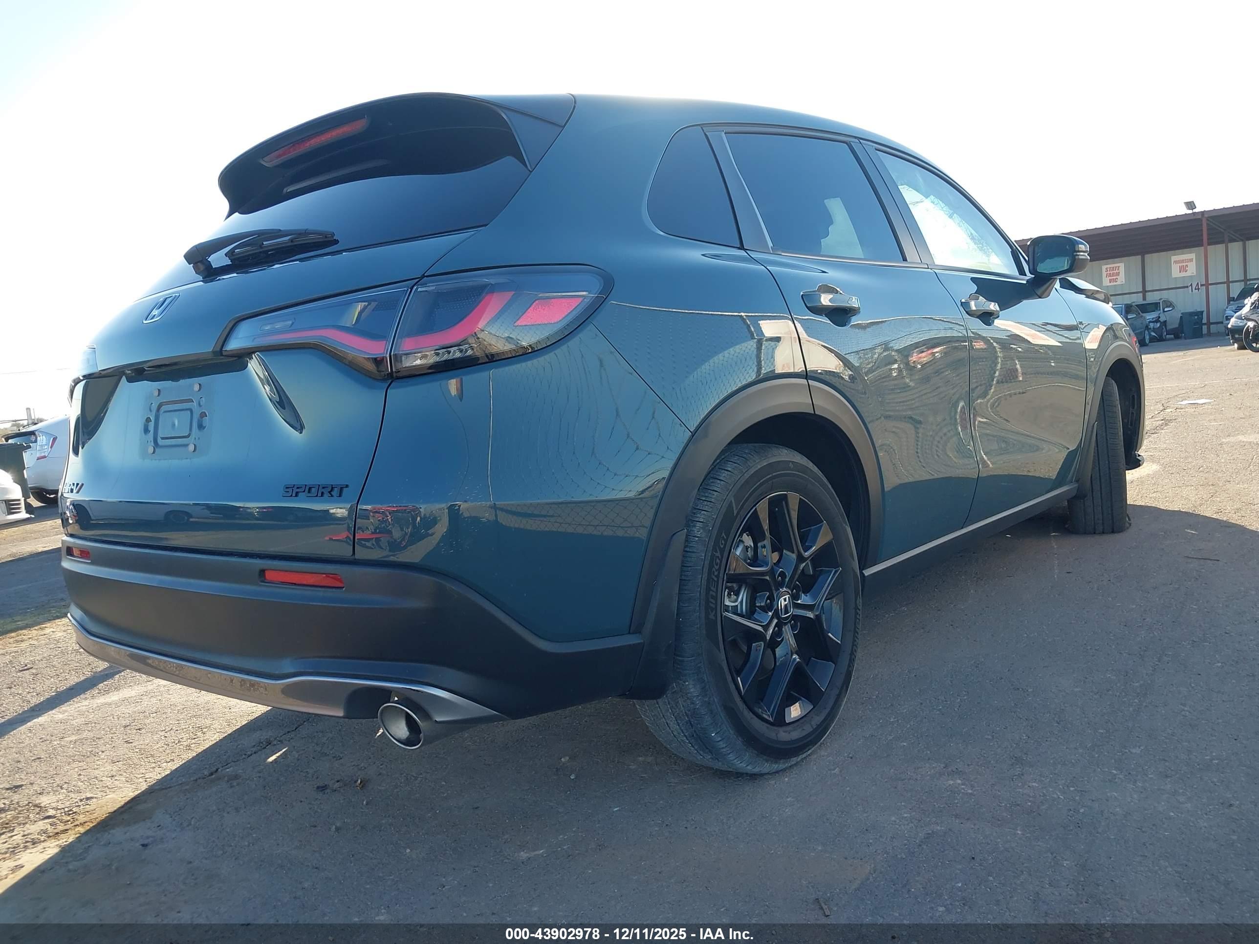 HONDA HR-V image 4