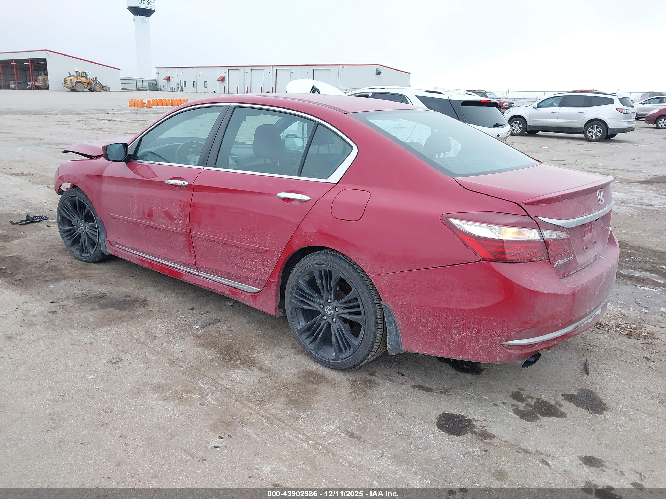 HONDA ACCORD image 3