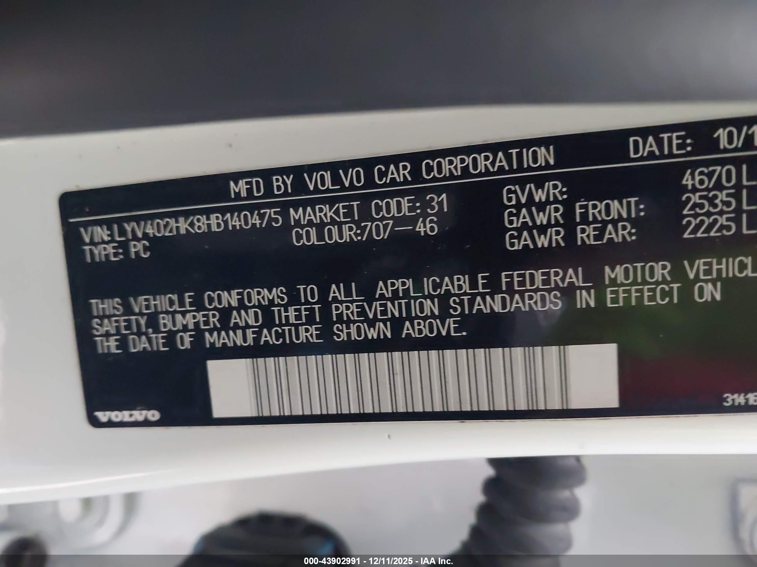 VOLVO S60 image 9