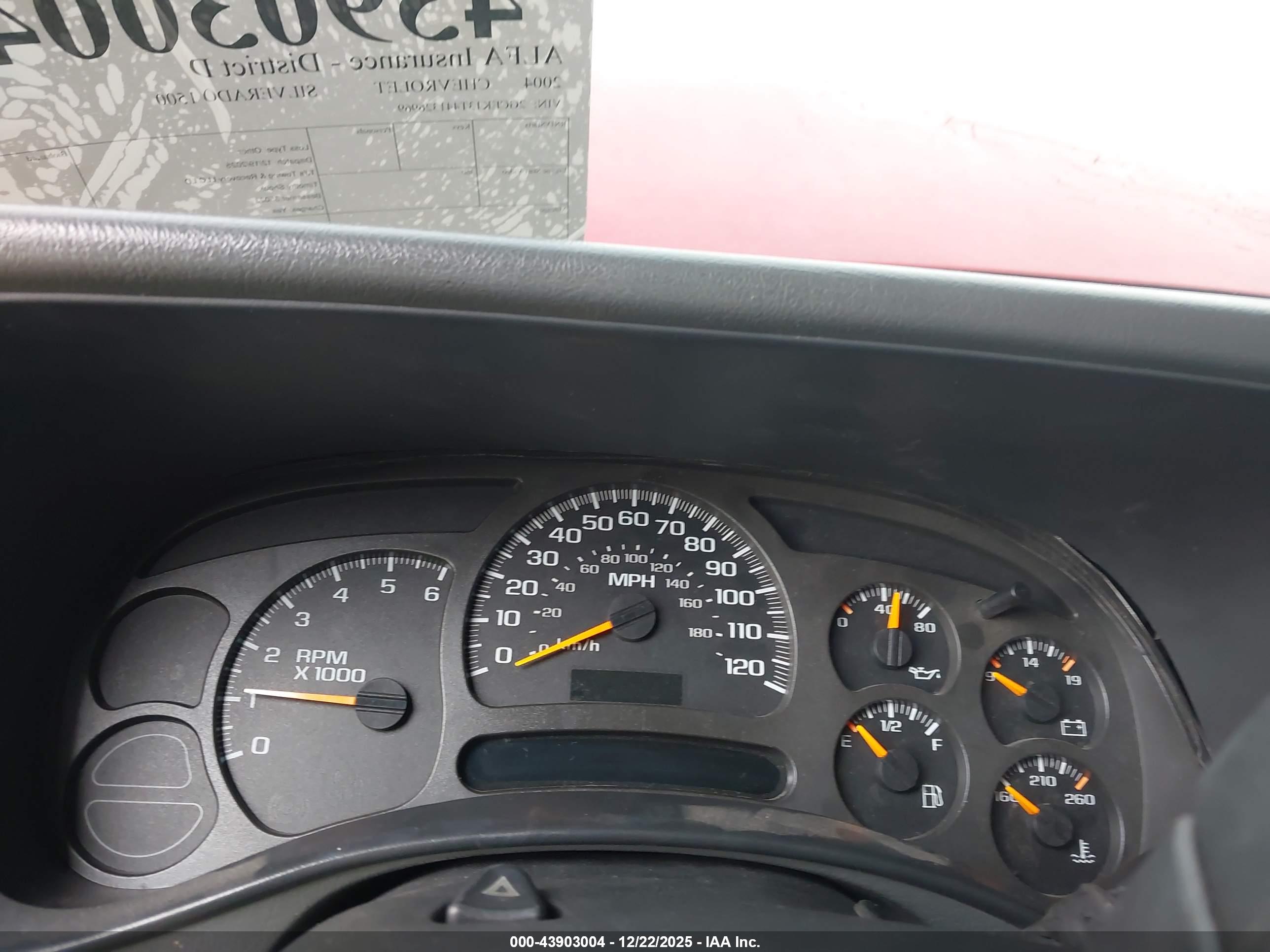 CHEVROLET SILVERADO image 7