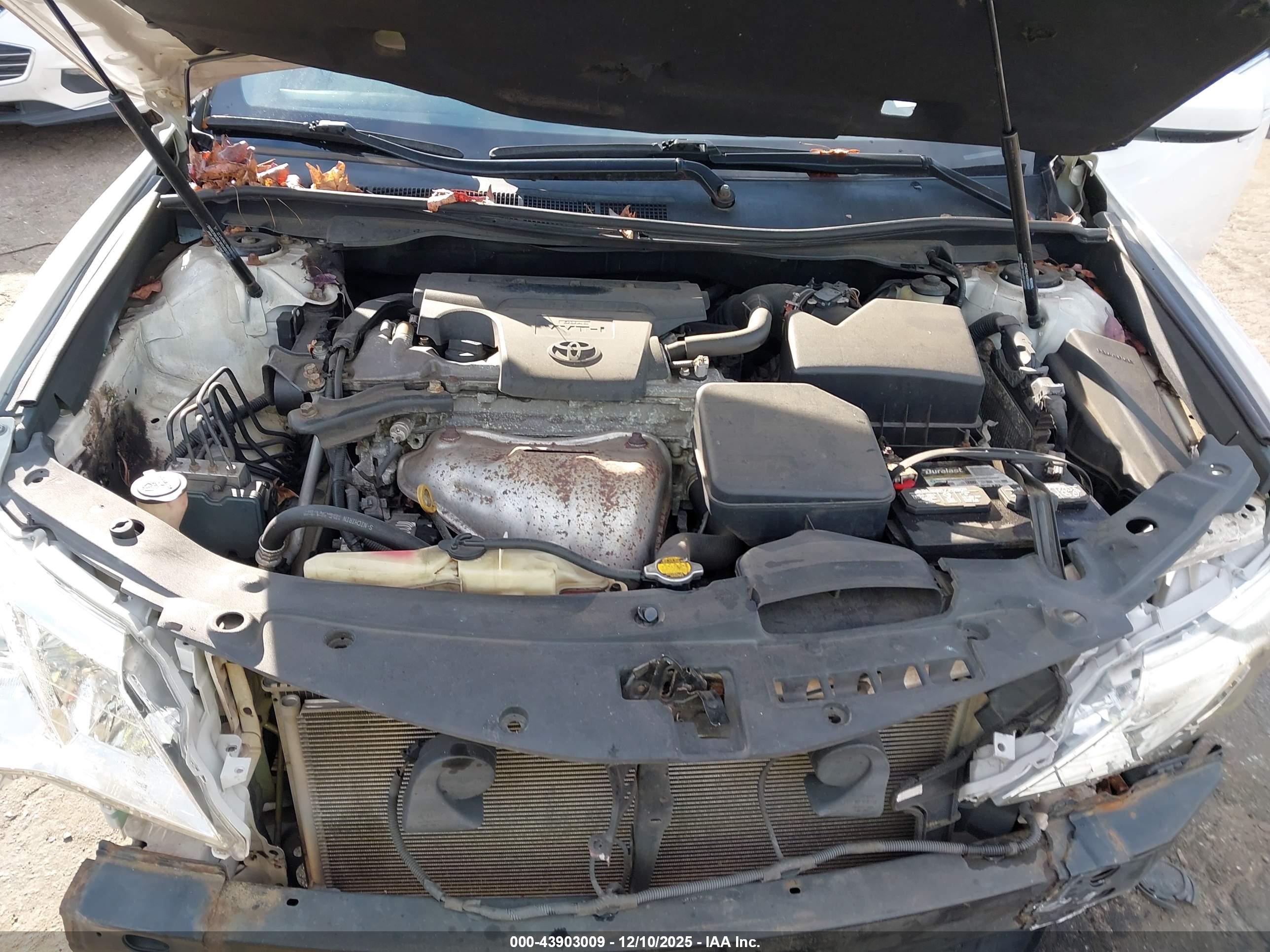 TOYOTA CAMRY image 10