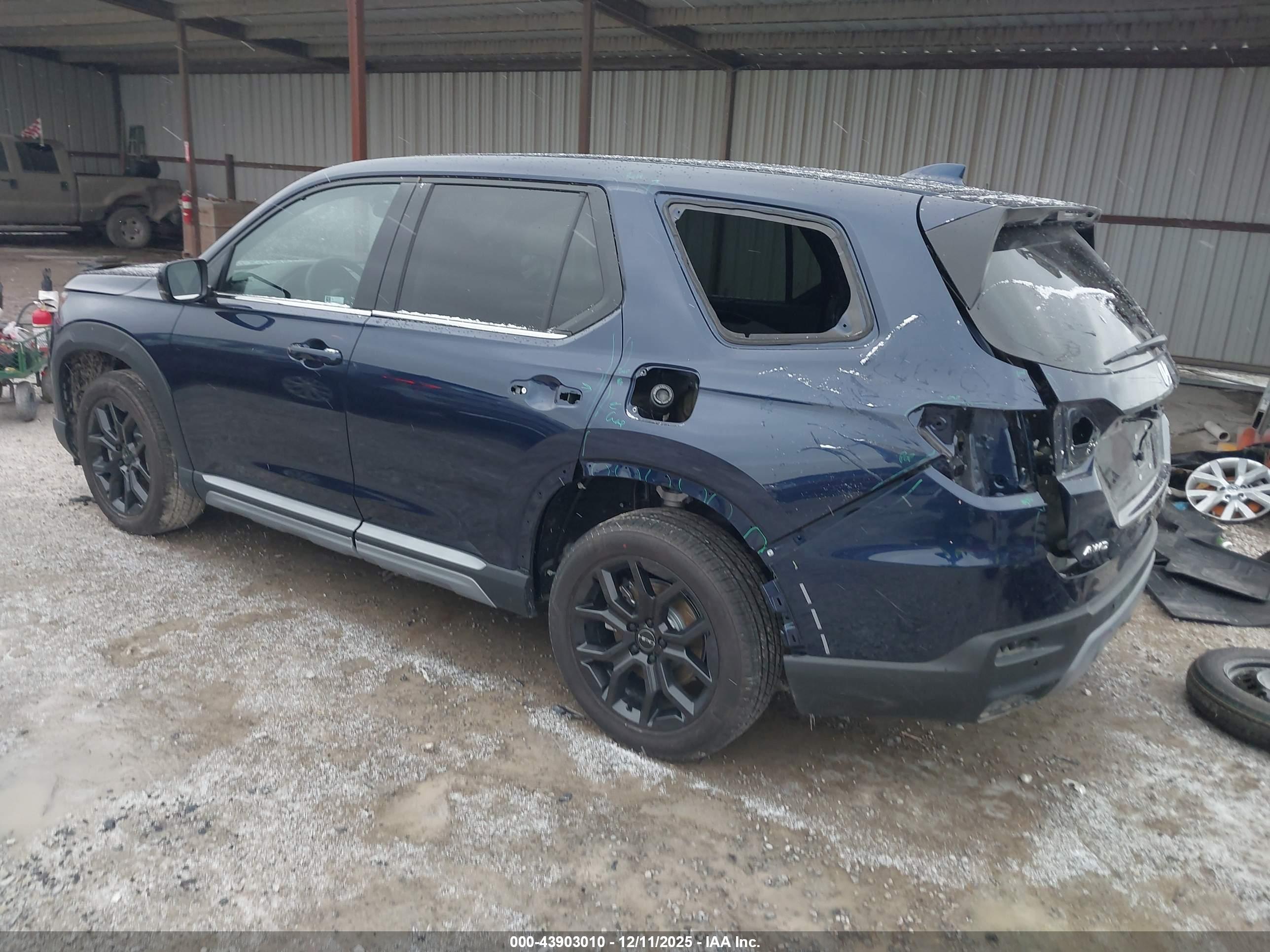 HONDA PILOT image 3
