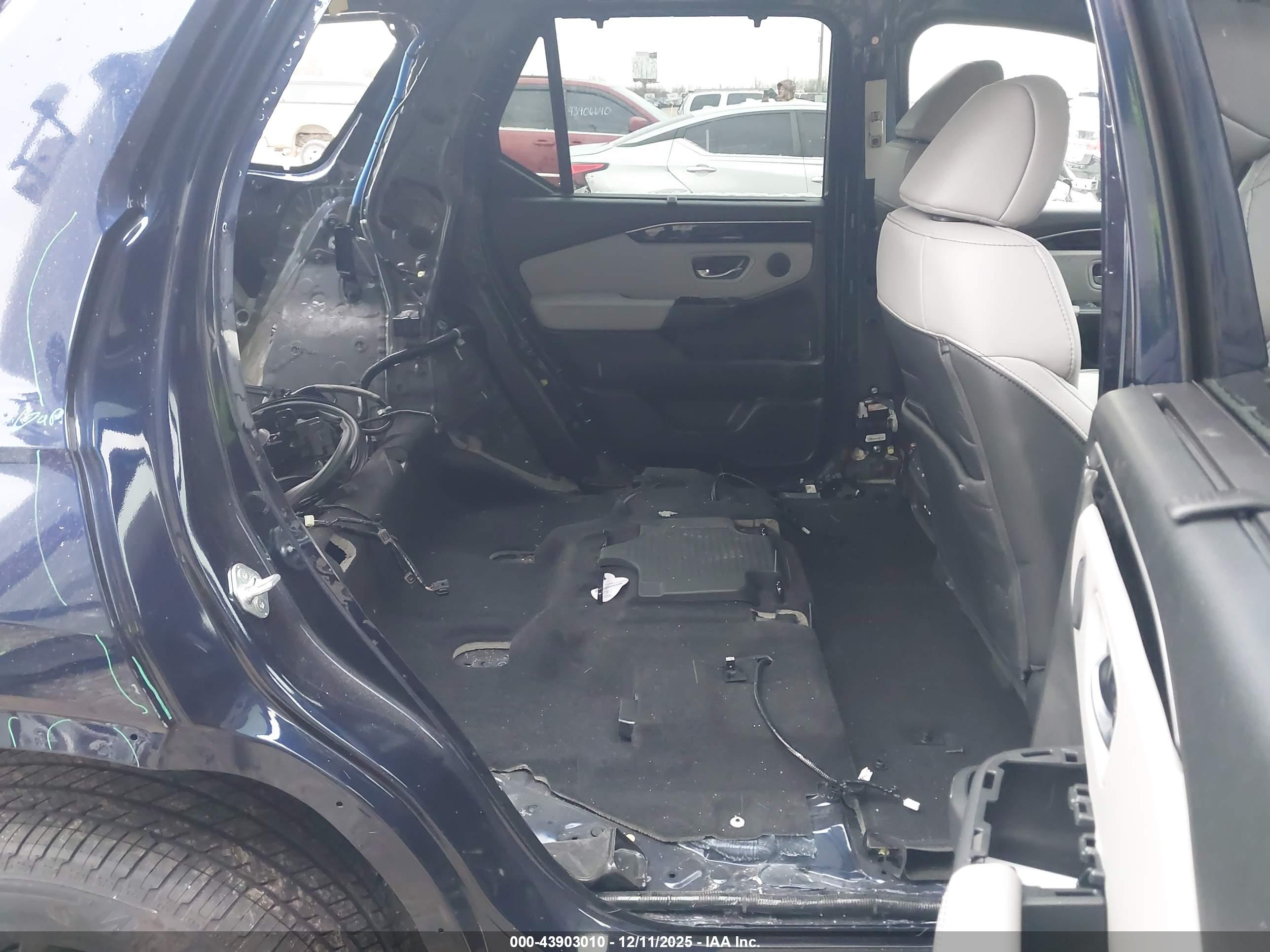 HONDA PILOT image 8