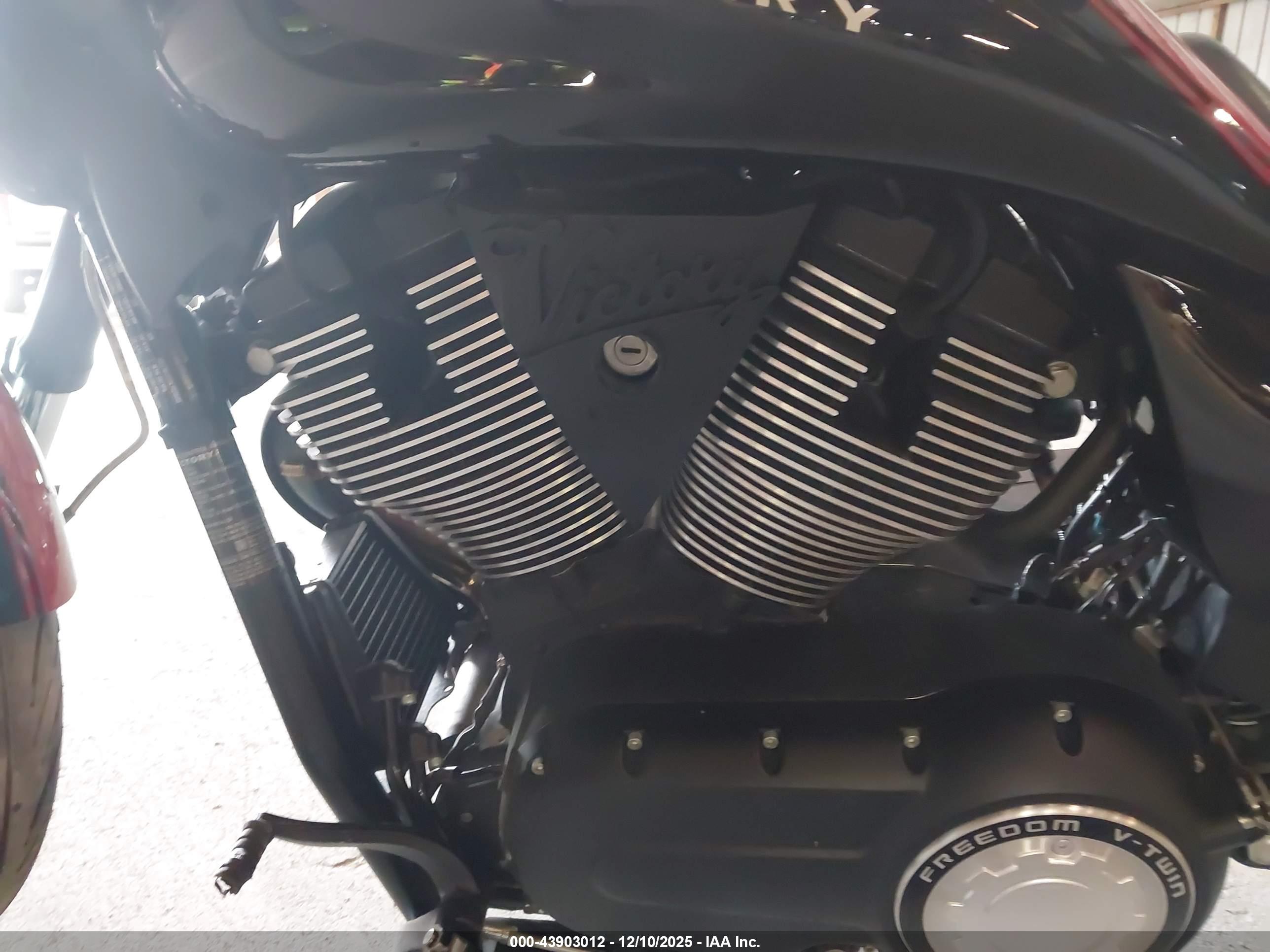 VICTORY MOTORCYCLES image 9