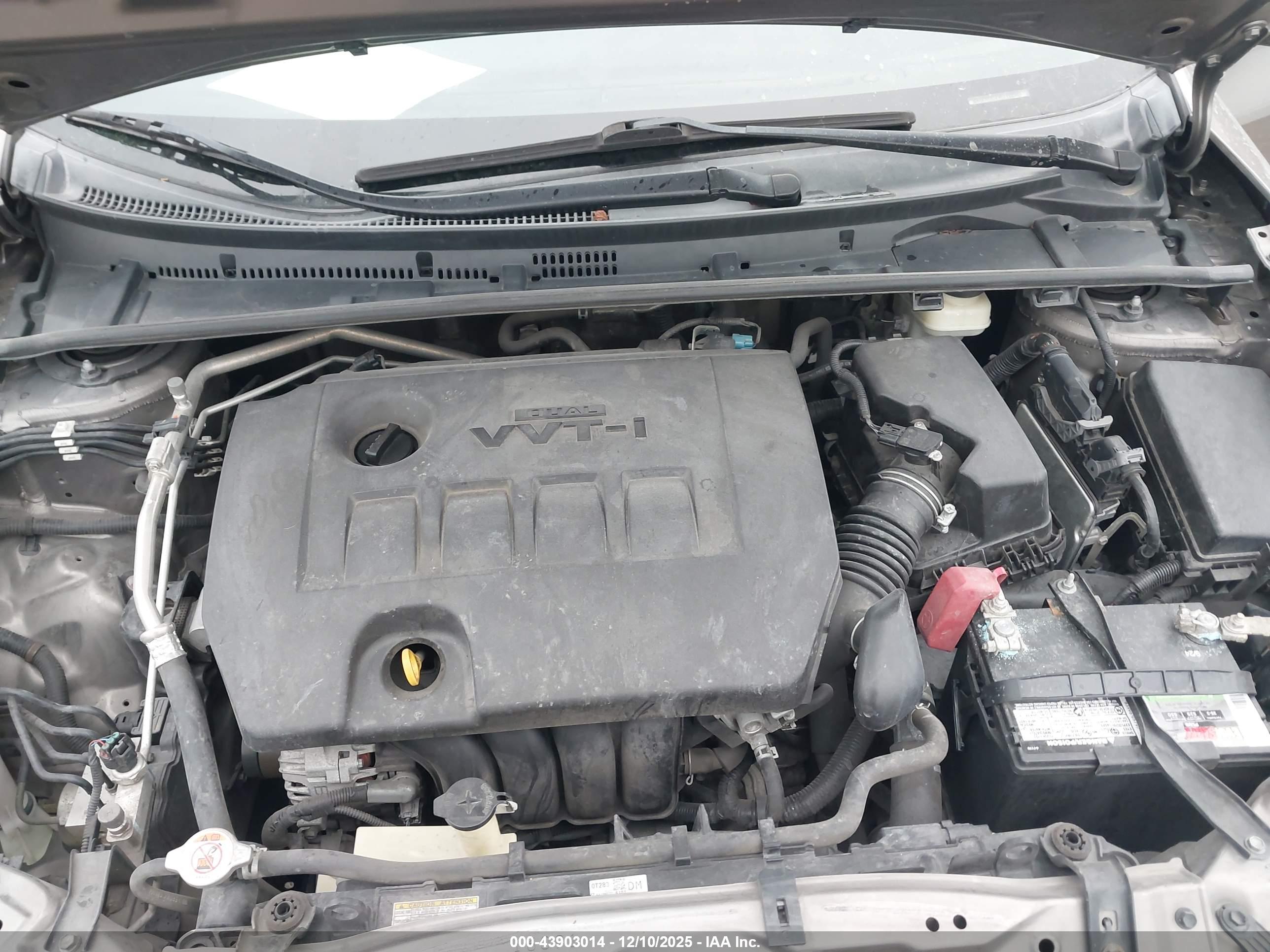 TOYOTA COROLLA image 10