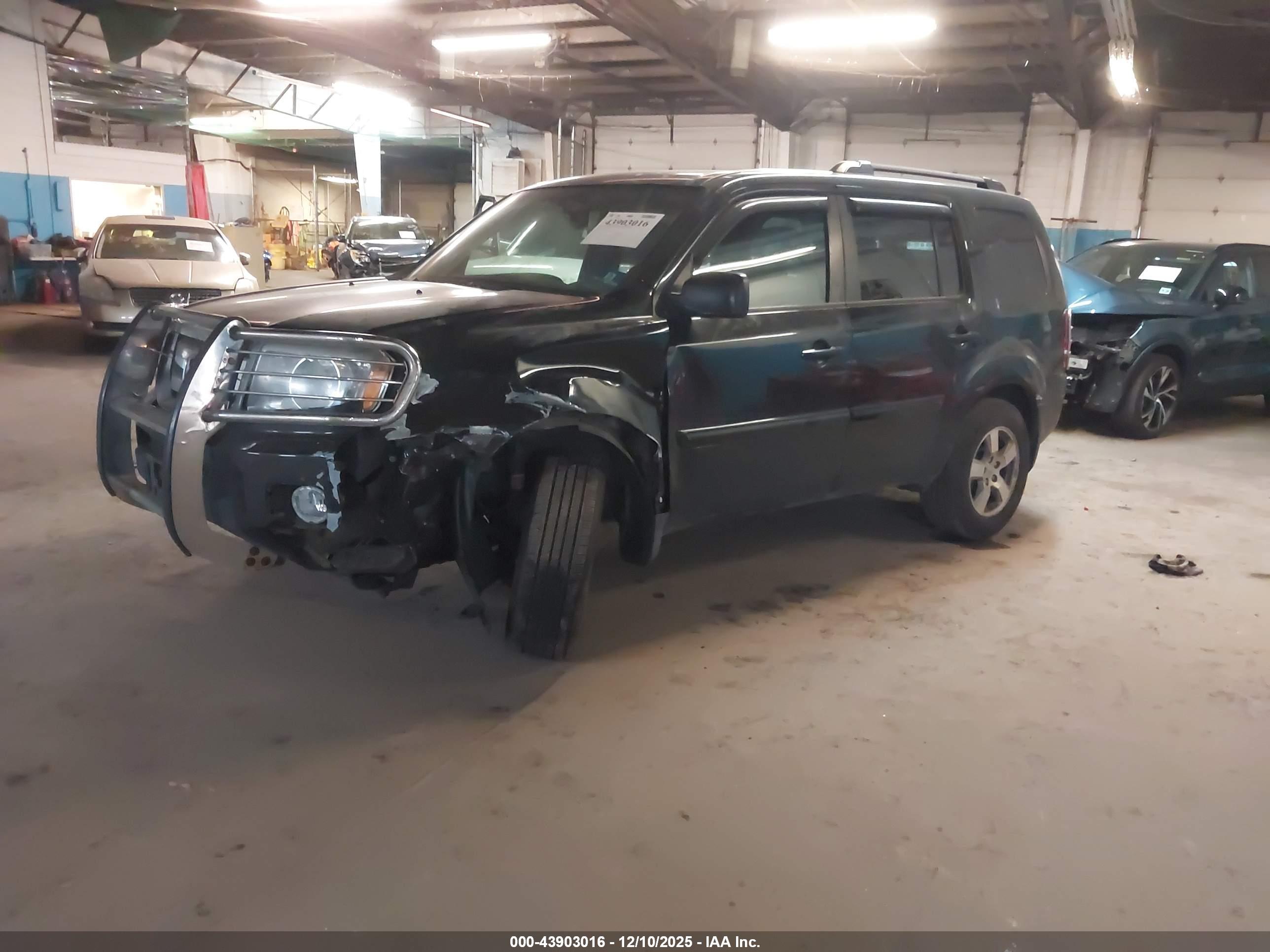 HONDA PILOT image 2