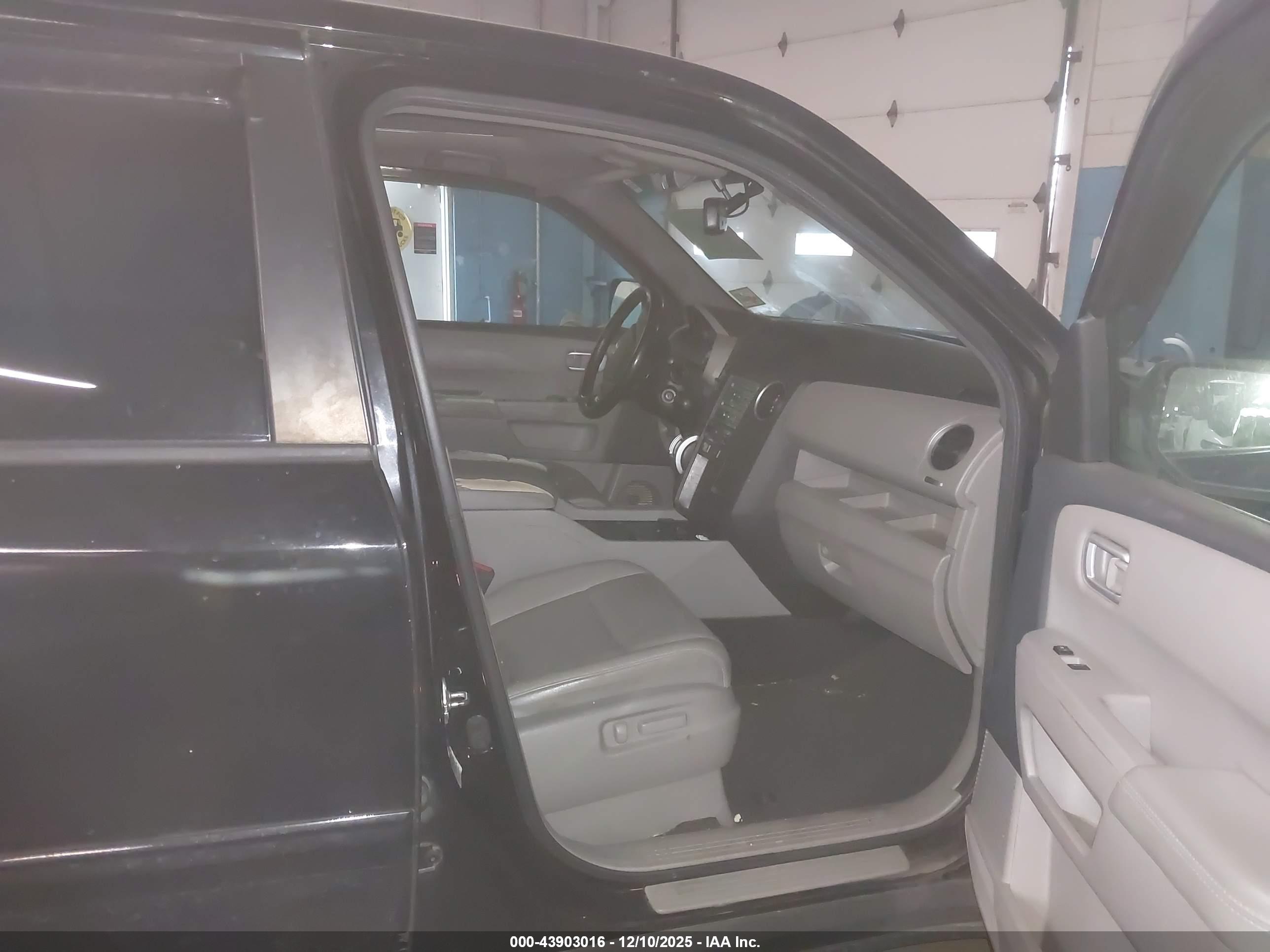 HONDA PILOT image 5