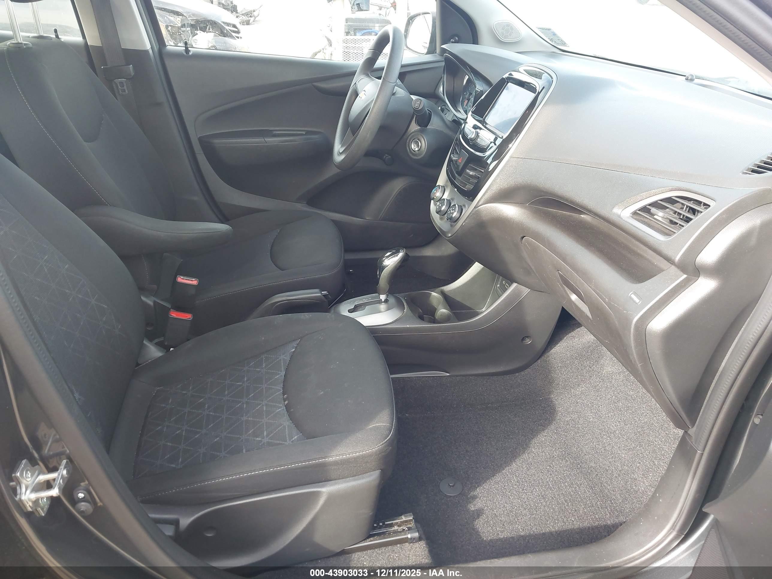 CHEVROLET SPARK image 5
