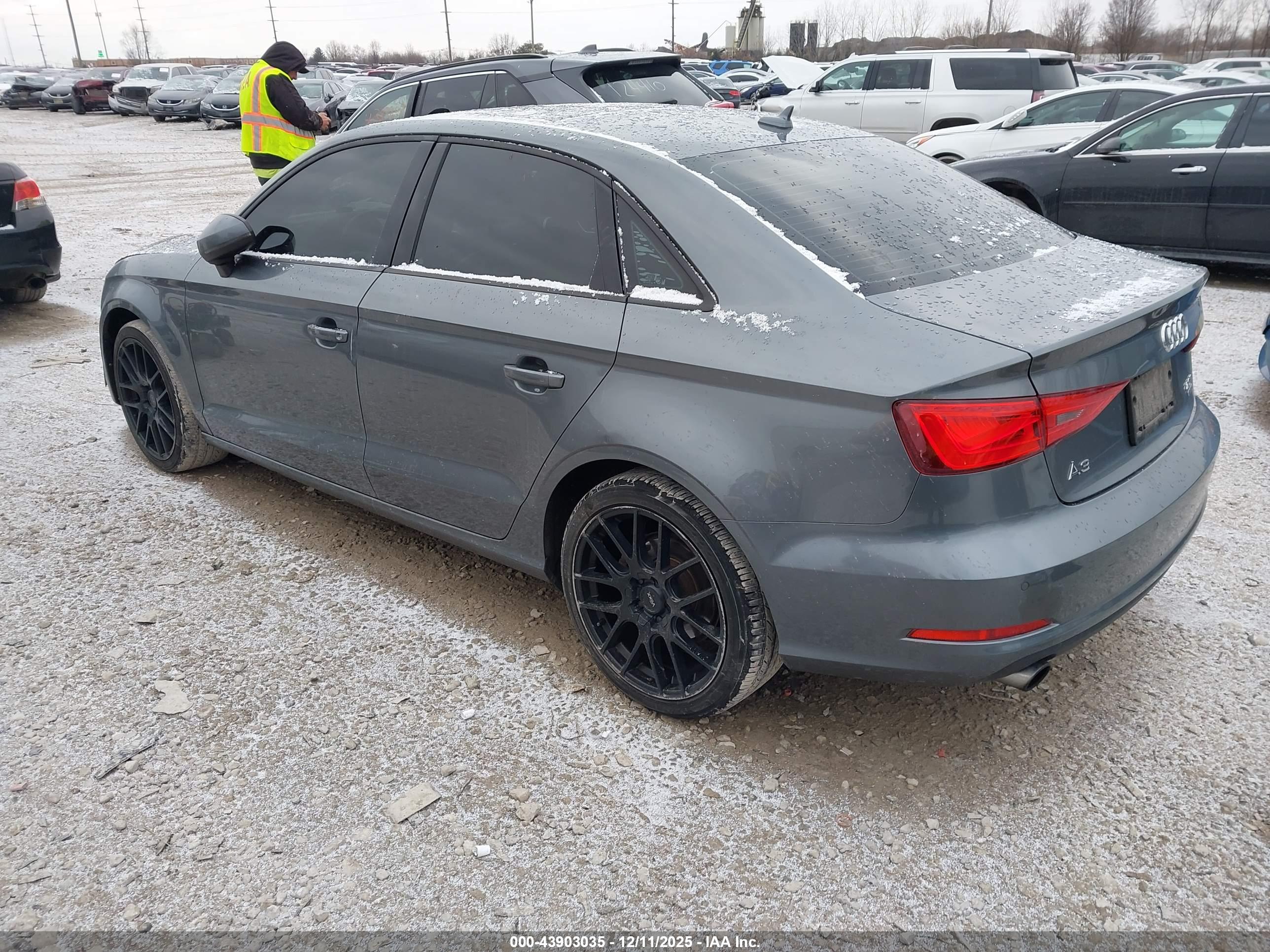 AUDI A3 image 3