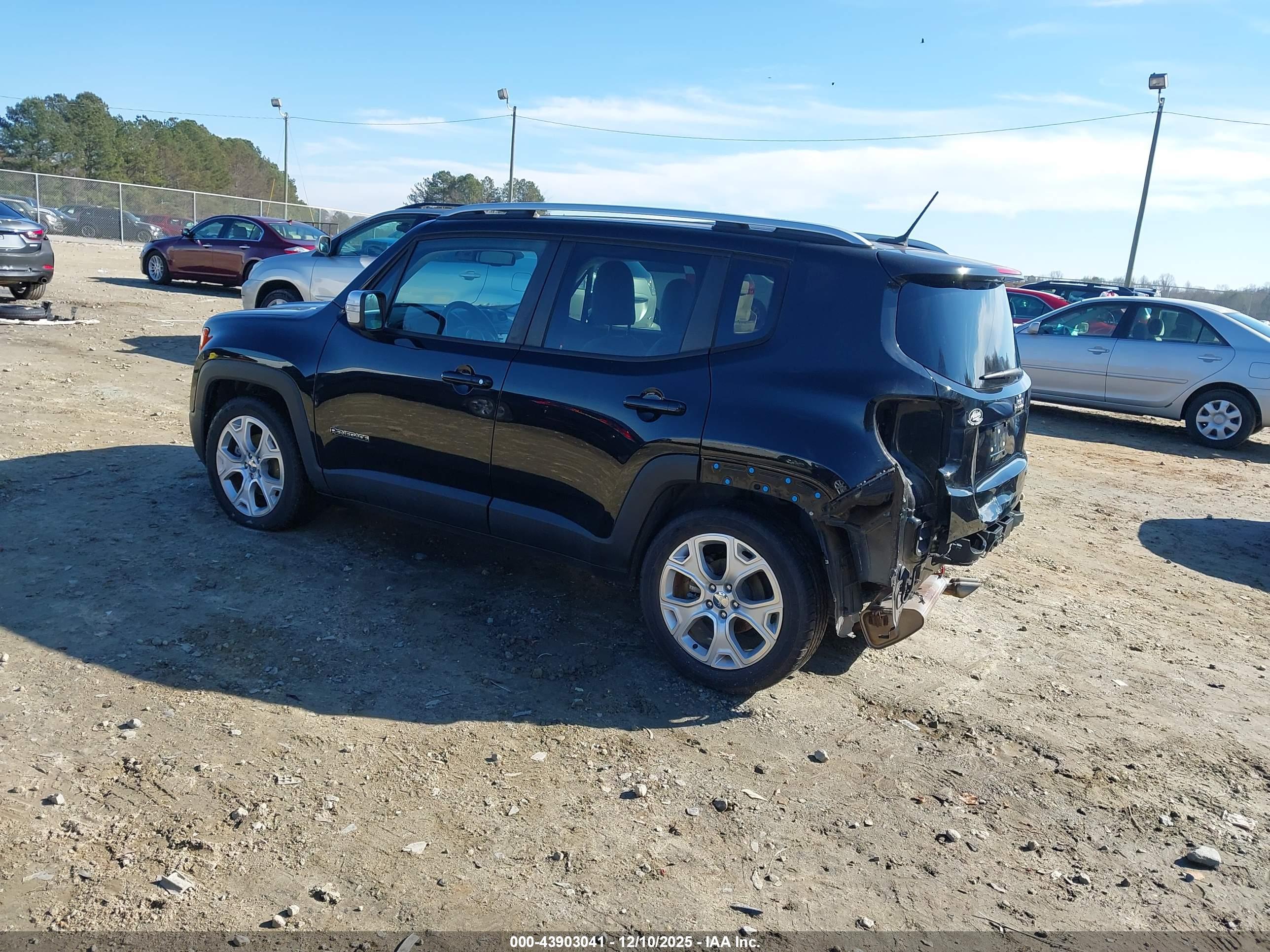 JEEP RENEGADE image 3