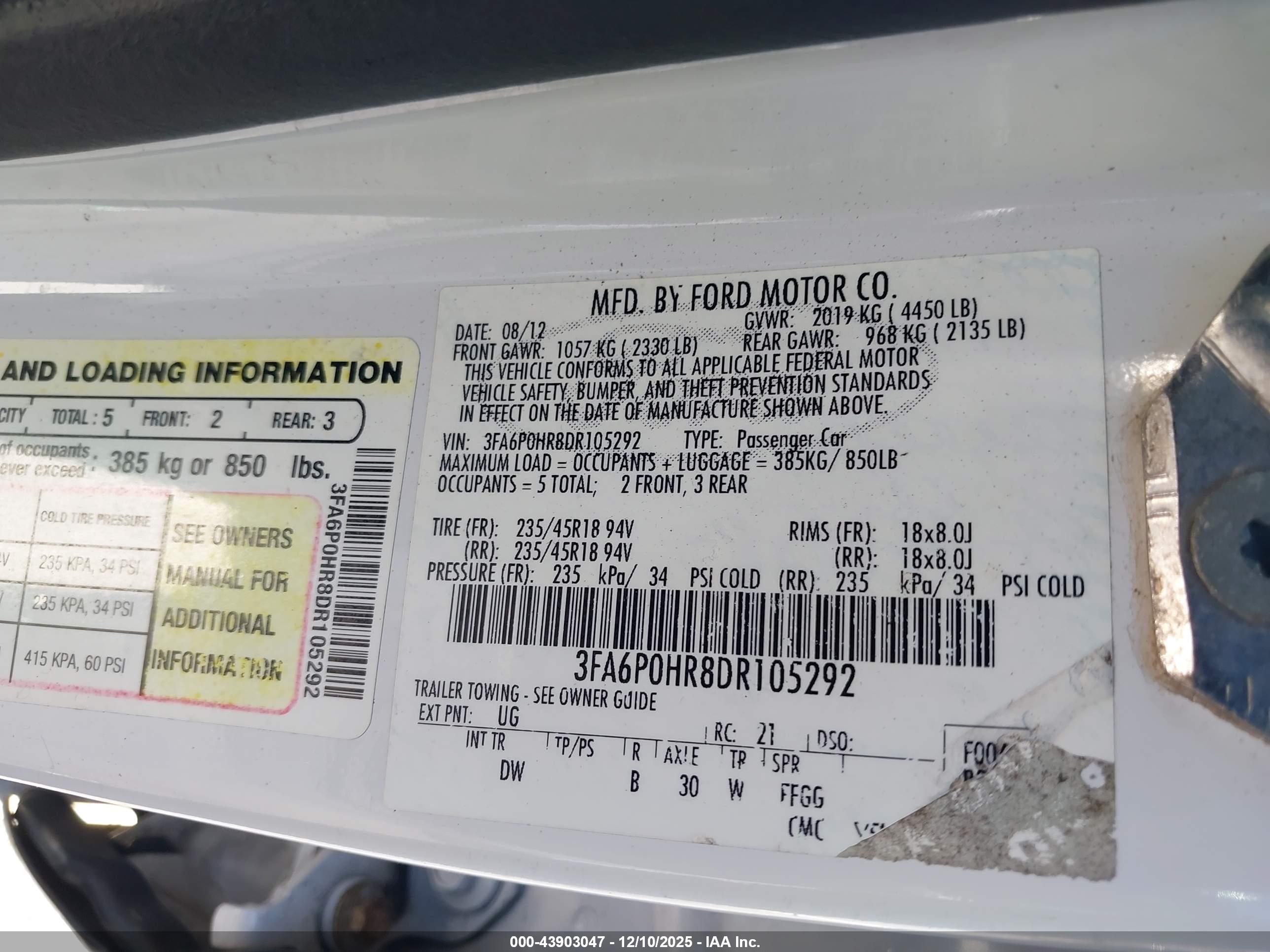 FORD FUSION image 9