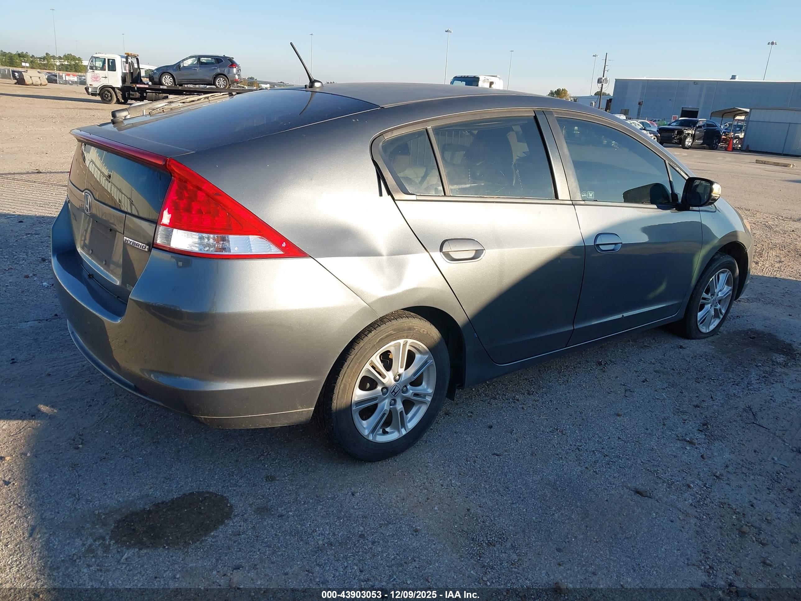 HONDA INSIGHT image 4