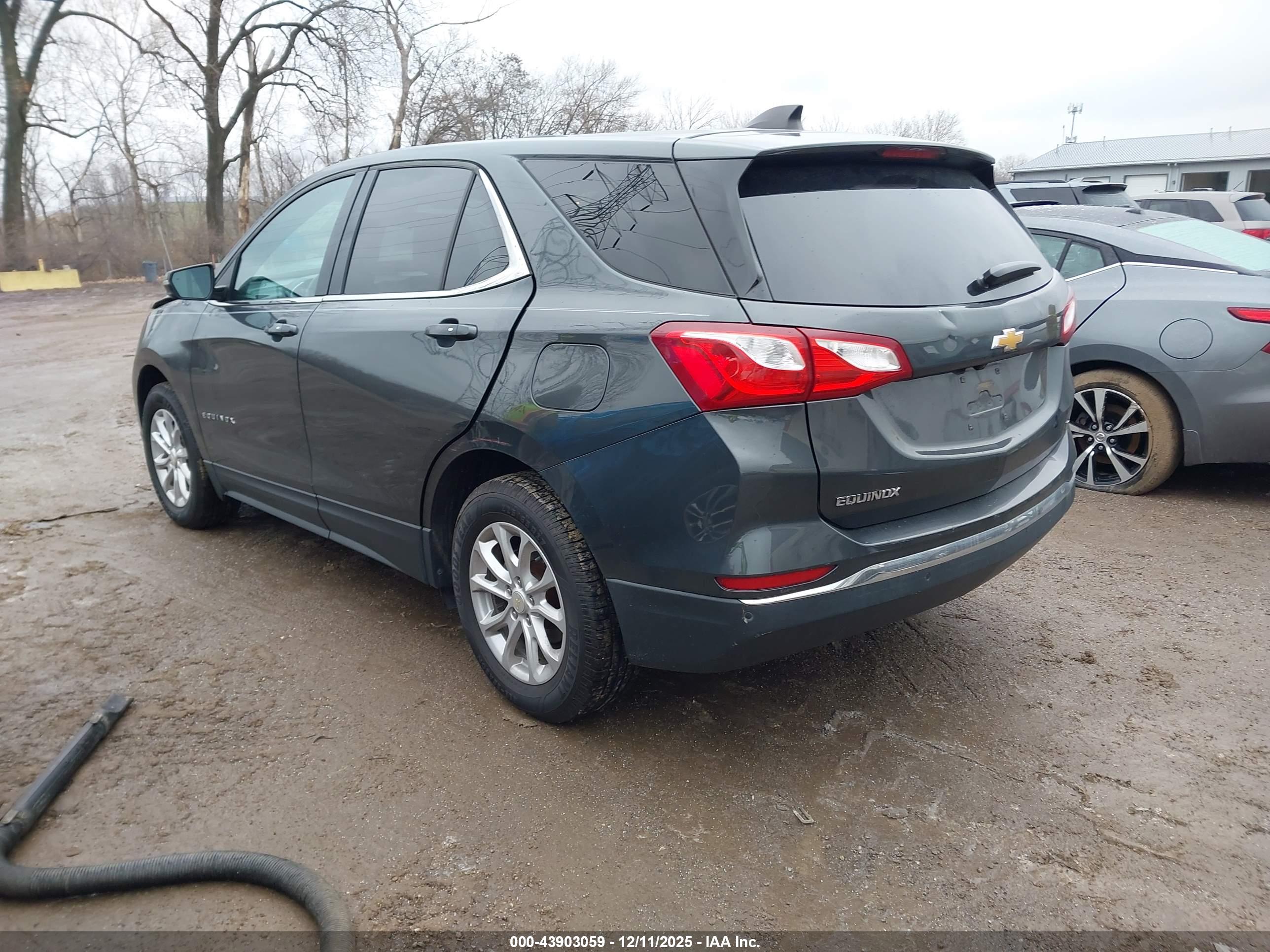 CHEVROLET EQUINOX image 3