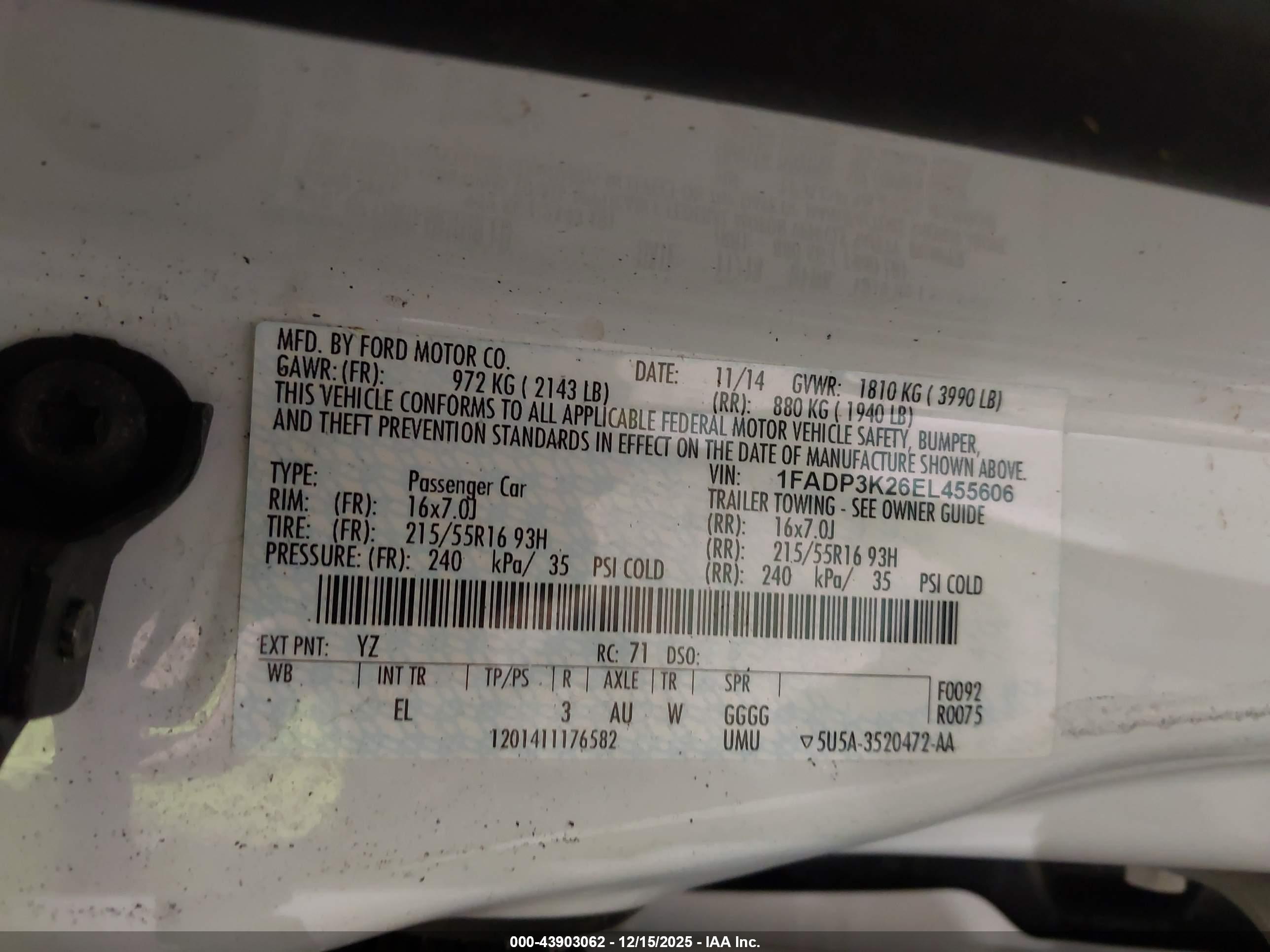 FORD FOCUS image 9