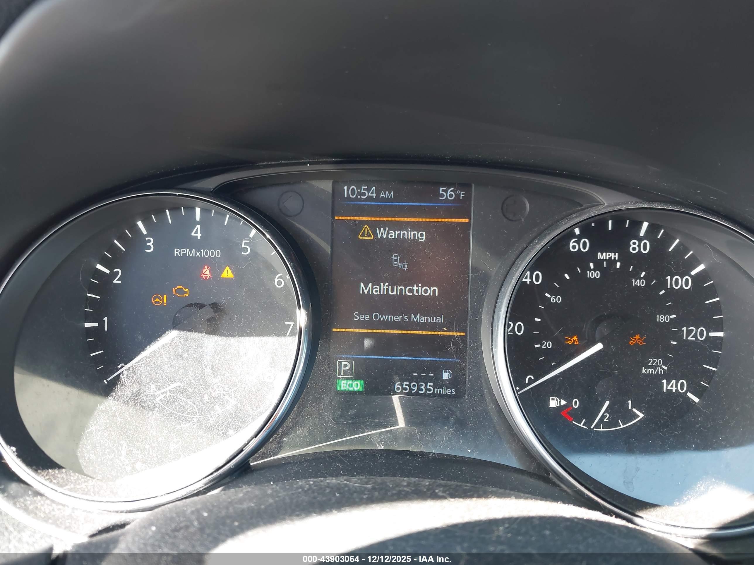NISSAN ROGUE image 7