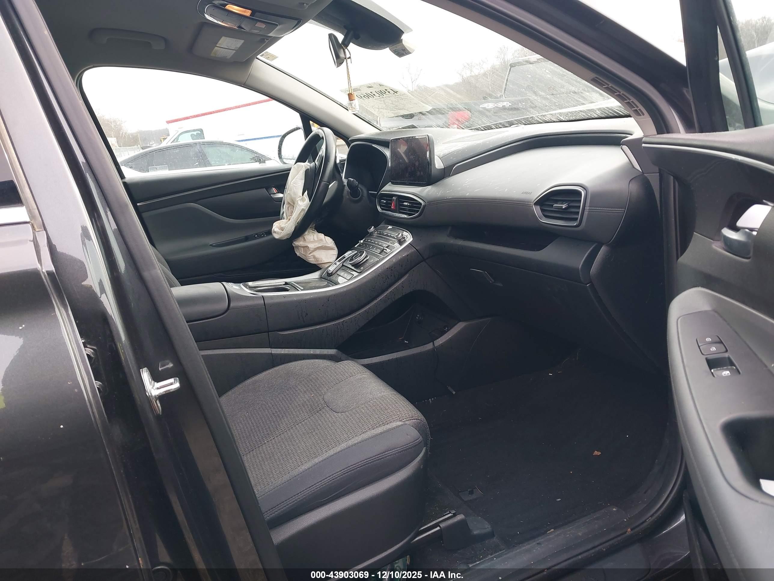 HYUNDAI SANTA image 5