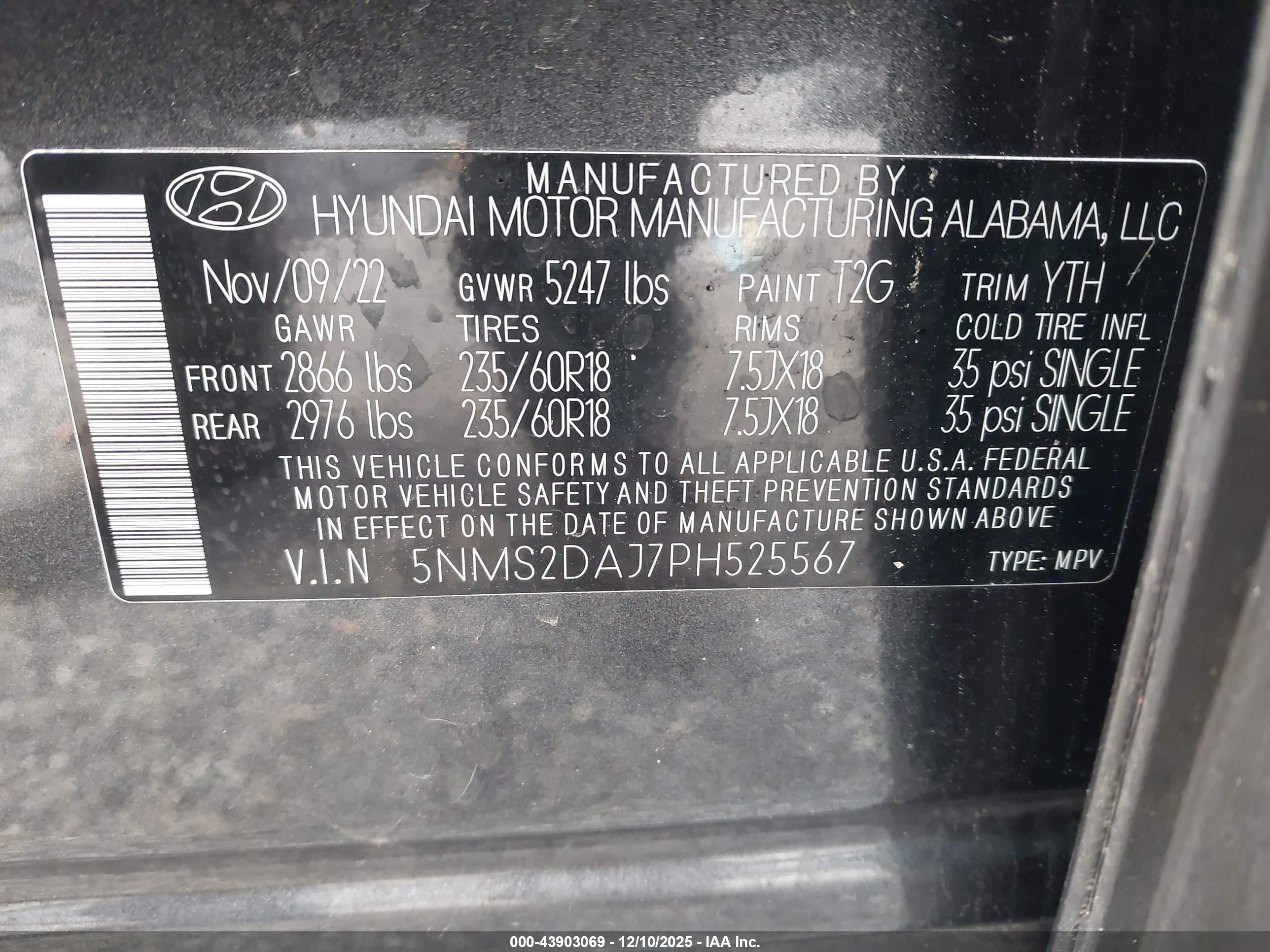 HYUNDAI SANTA image 9