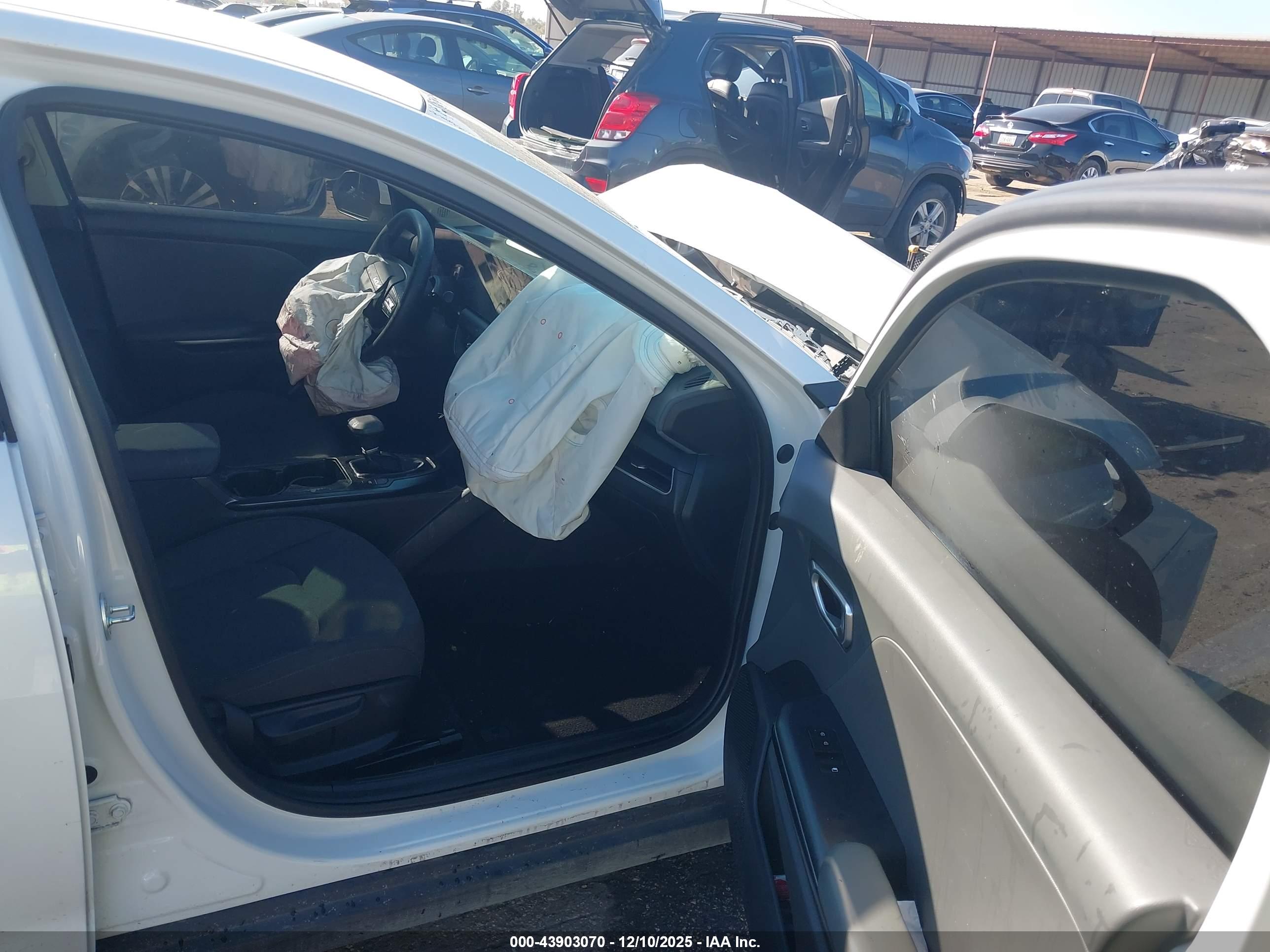 KIA K4 image 5
