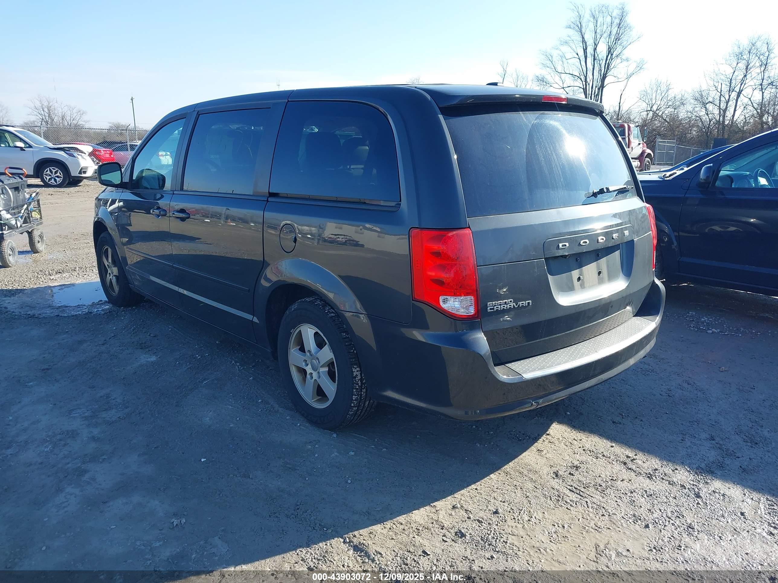 DODGE GRAND image 3