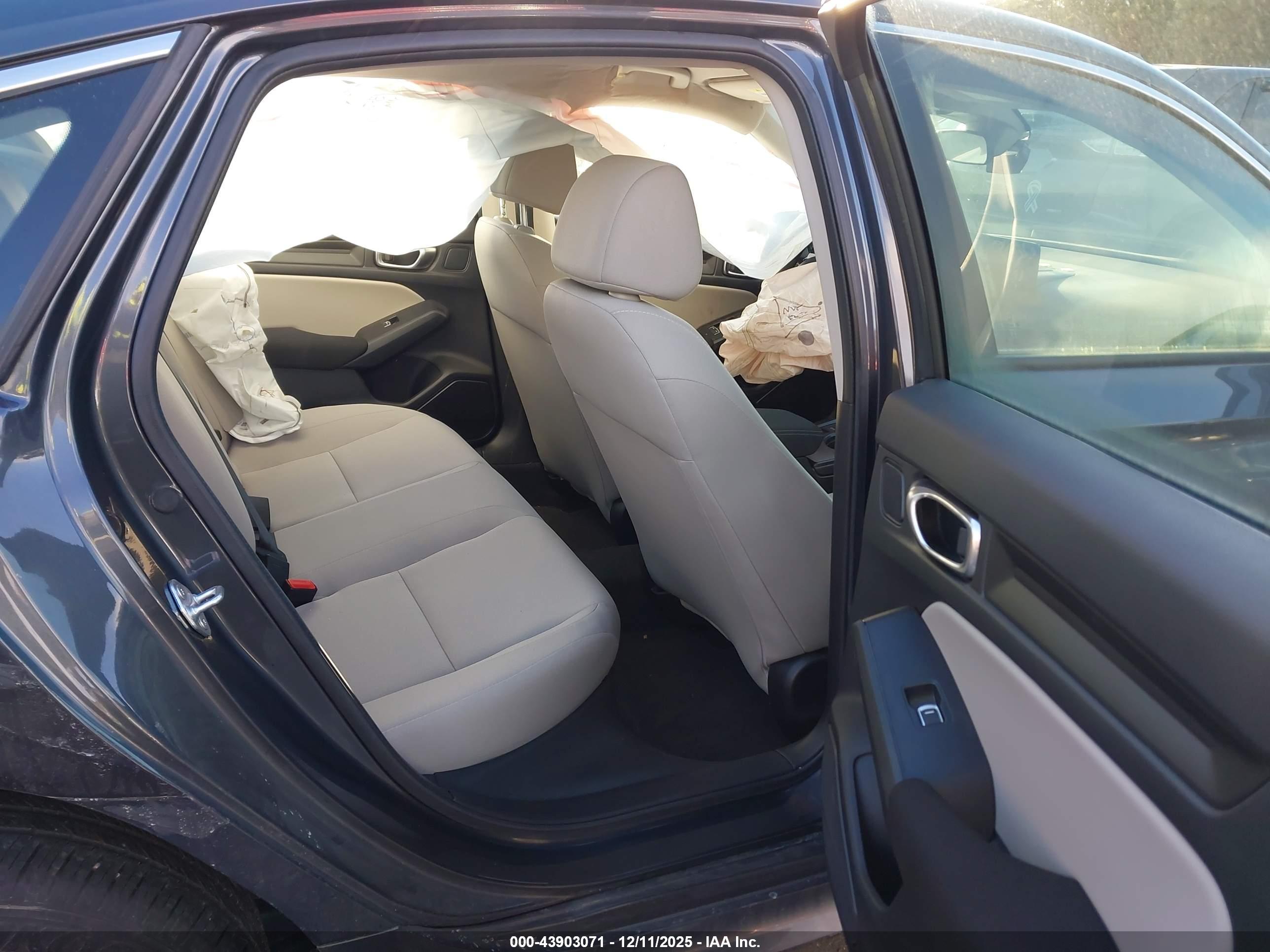 HONDA CIVIC image 8