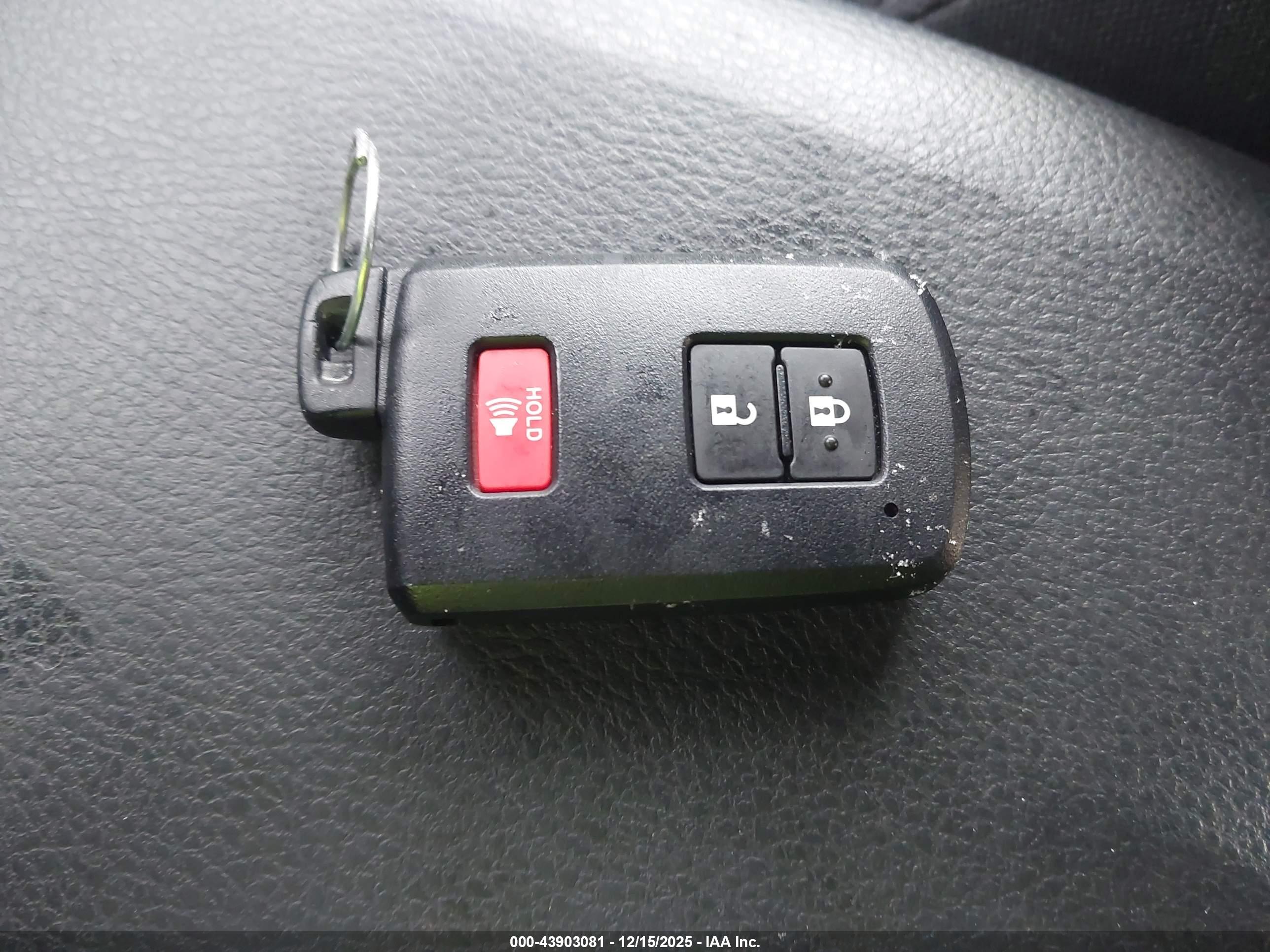 TOYOTA TACOMA image 11
