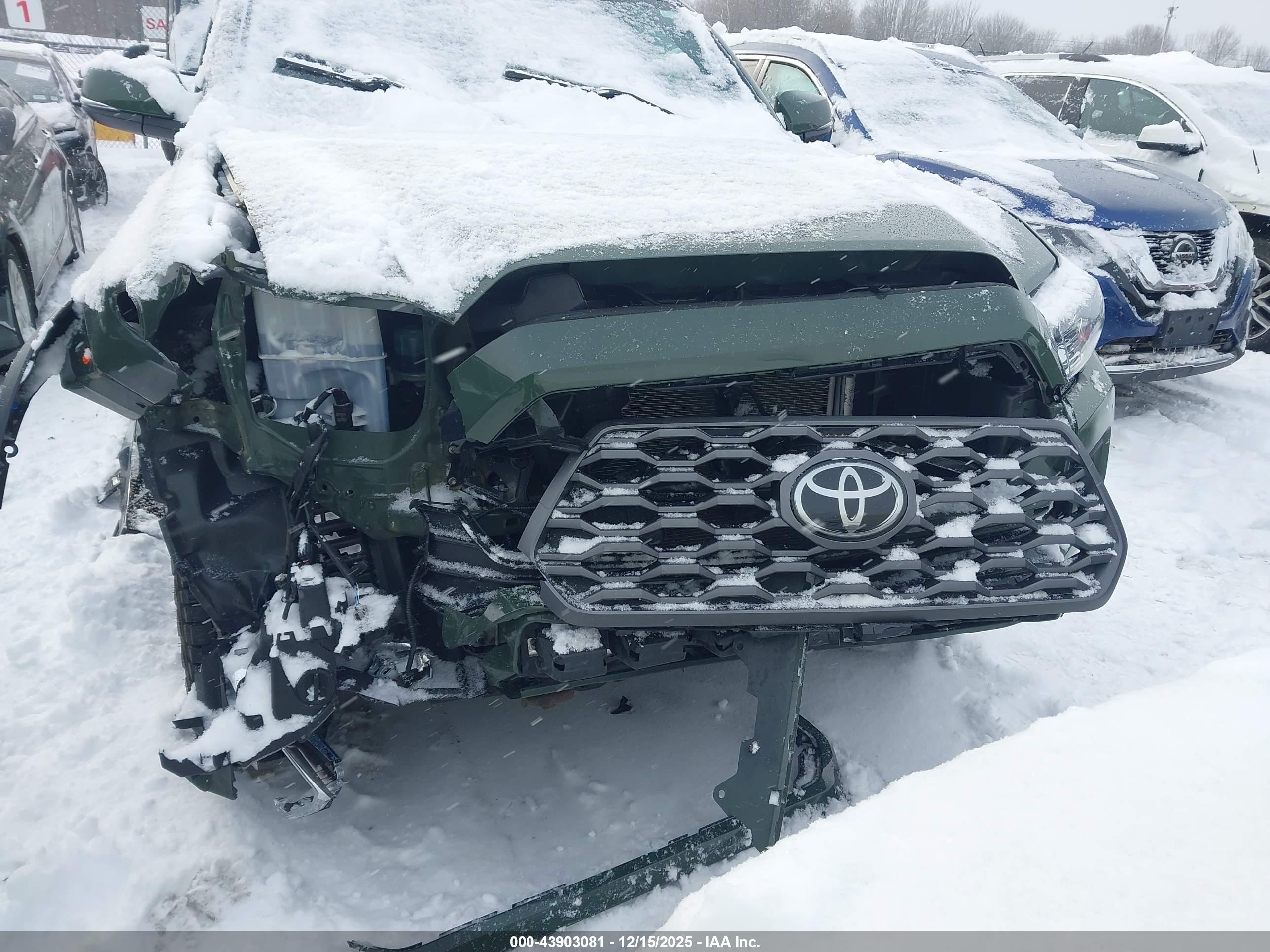 TOYOTA TACOMA image 6