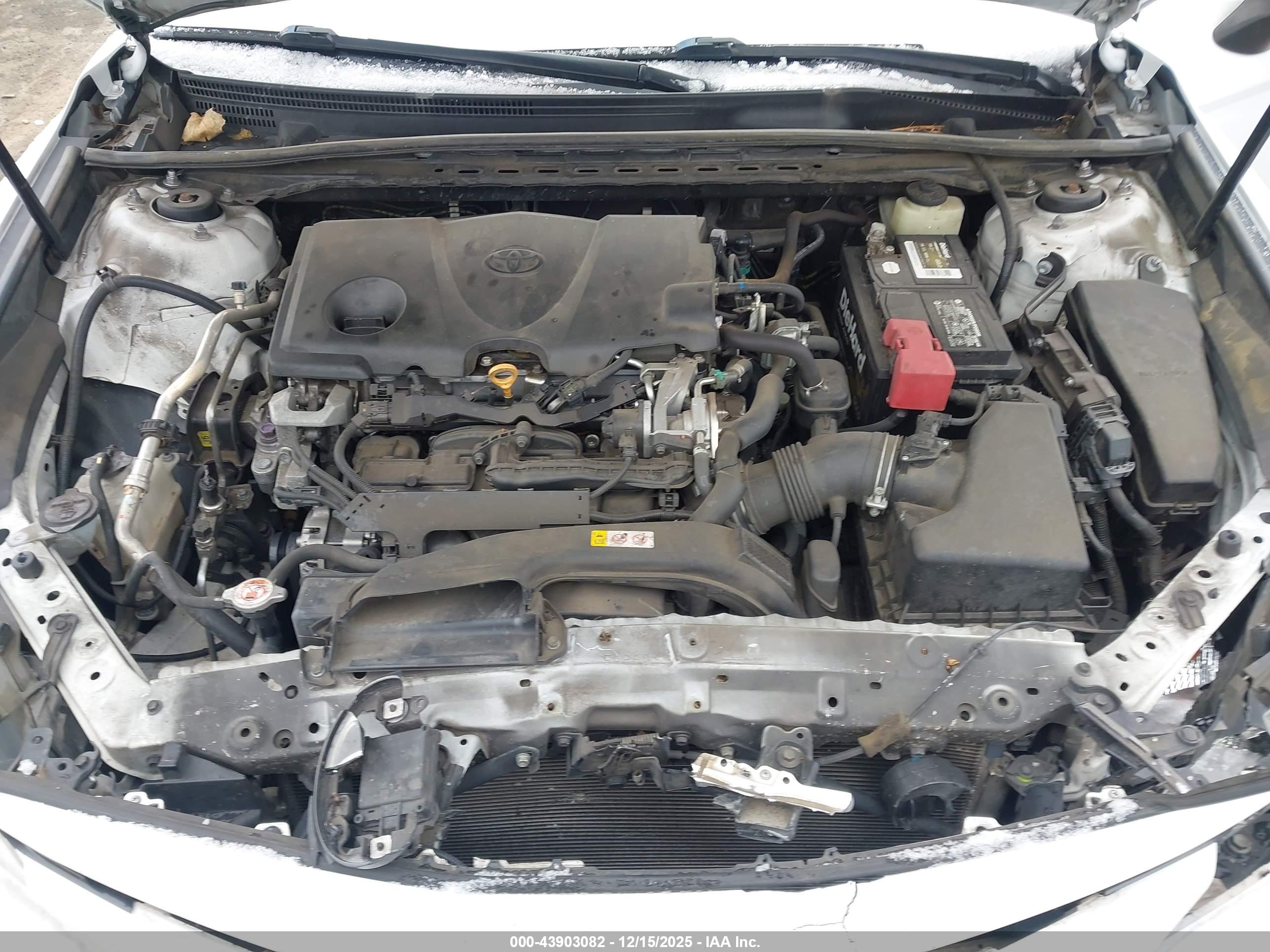 TOYOTA CAMRY image 10
