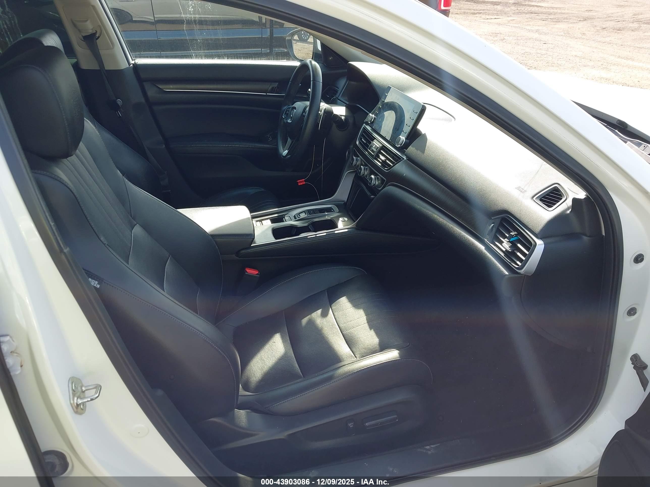 HONDA ACCORD image 5
