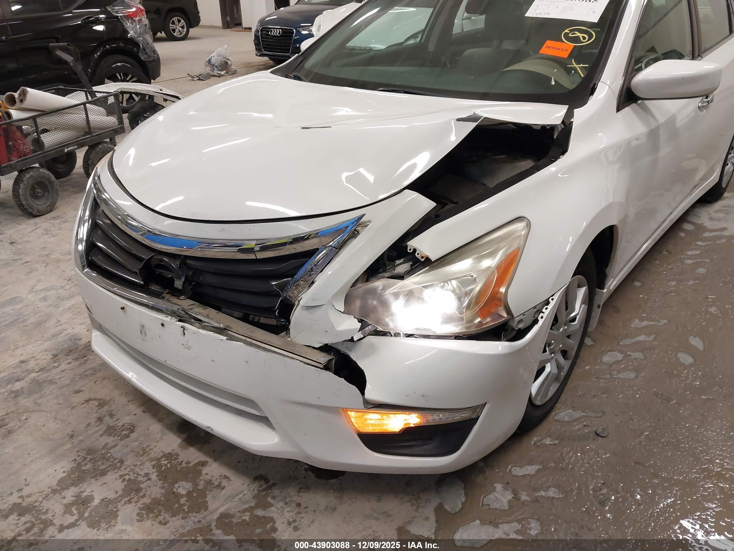 NISSAN ALTIMA image 6