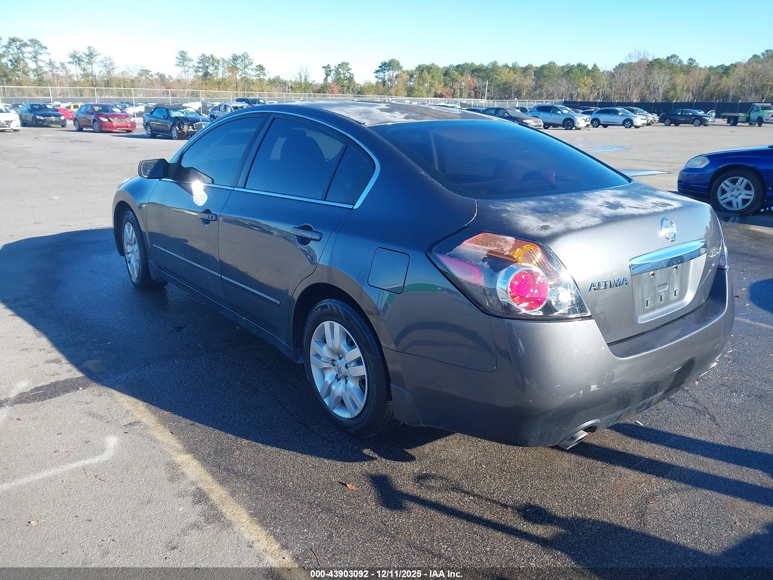 NISSAN ALTIMA image 3