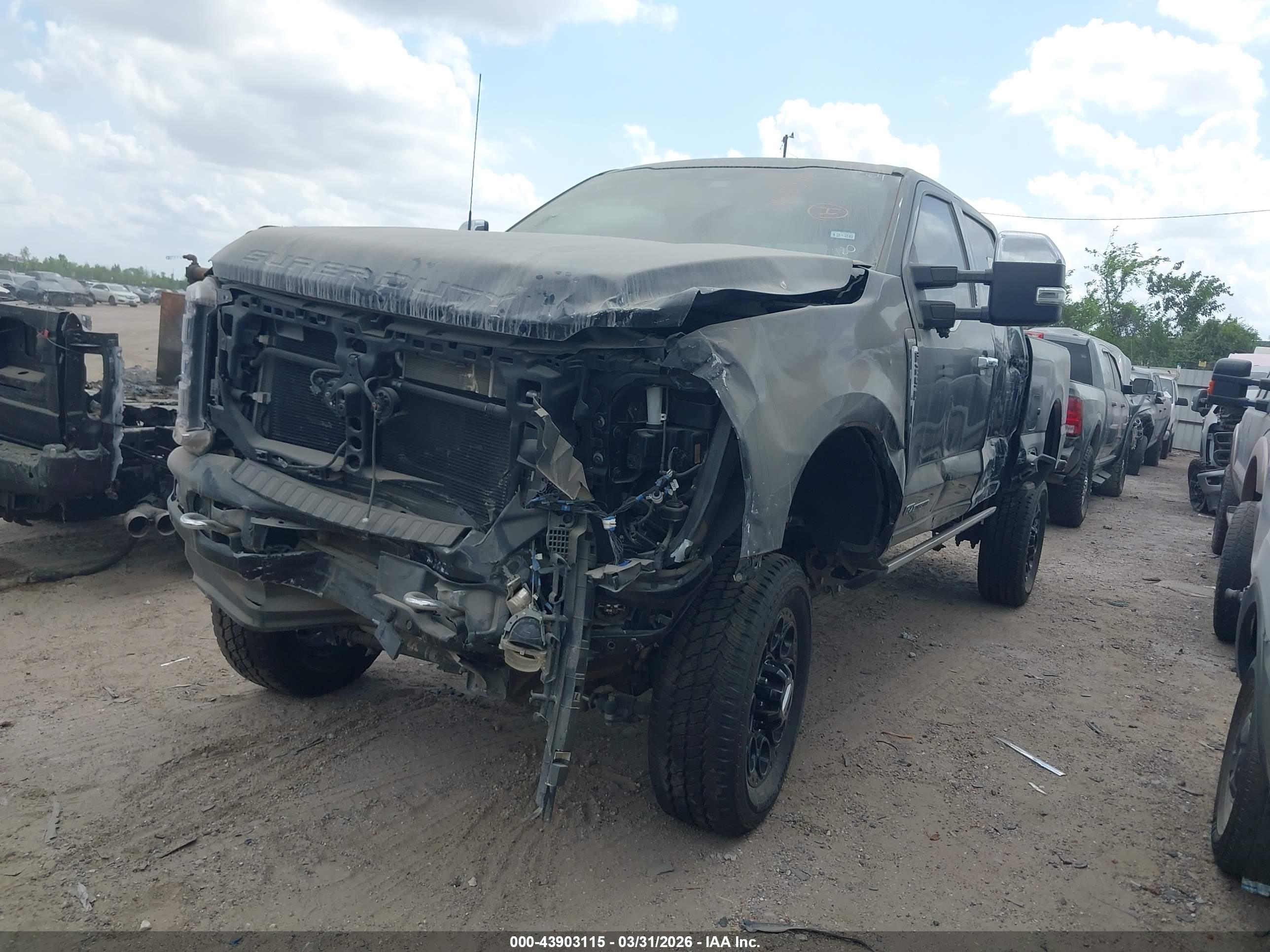 FORD F-250 image 2