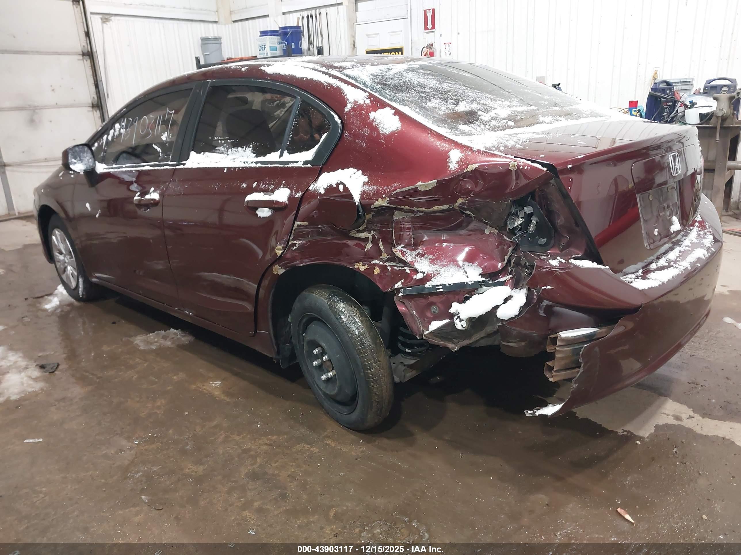 HONDA CIVIC image 3