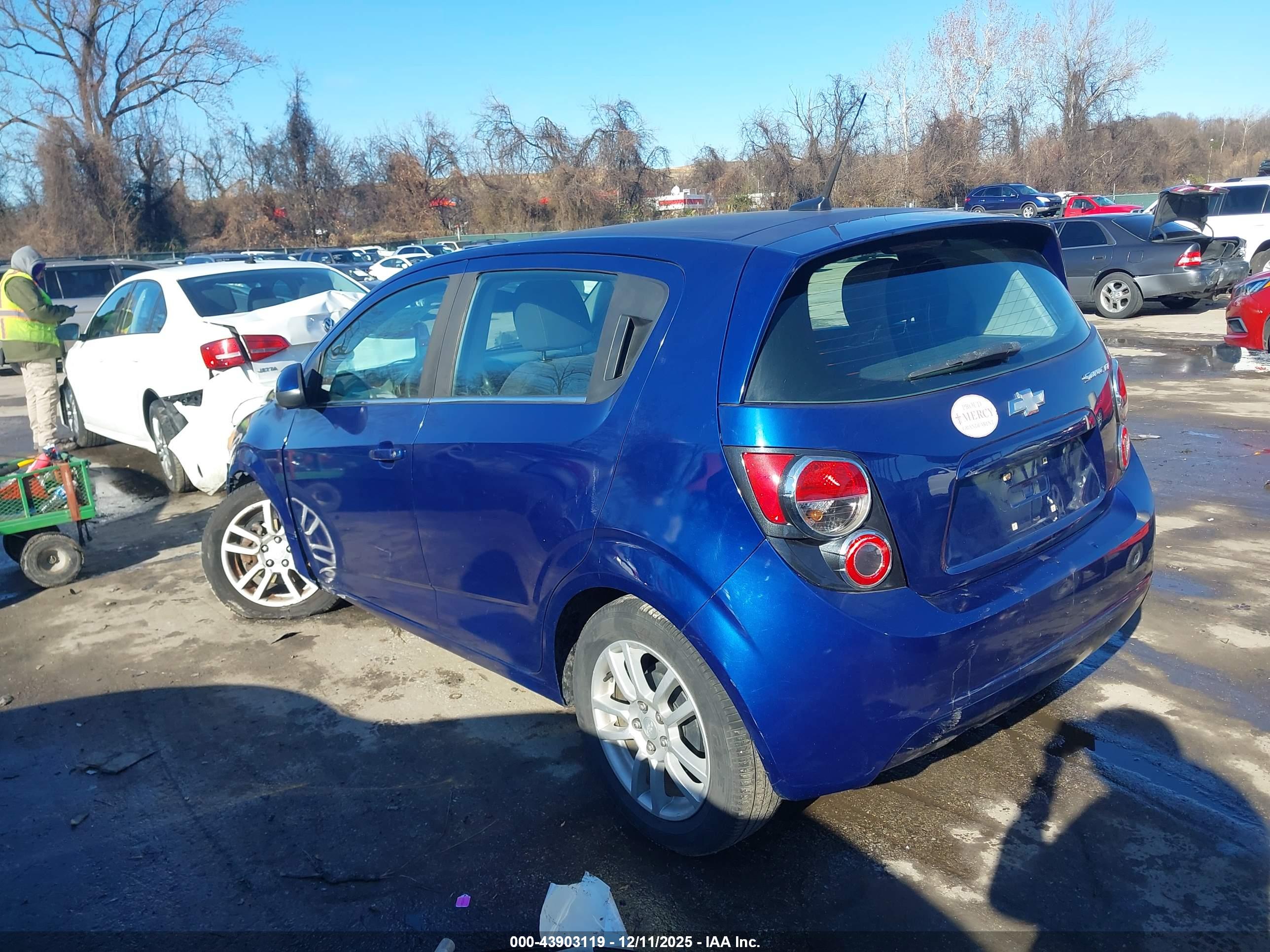 CHEVROLET SONIC image 3