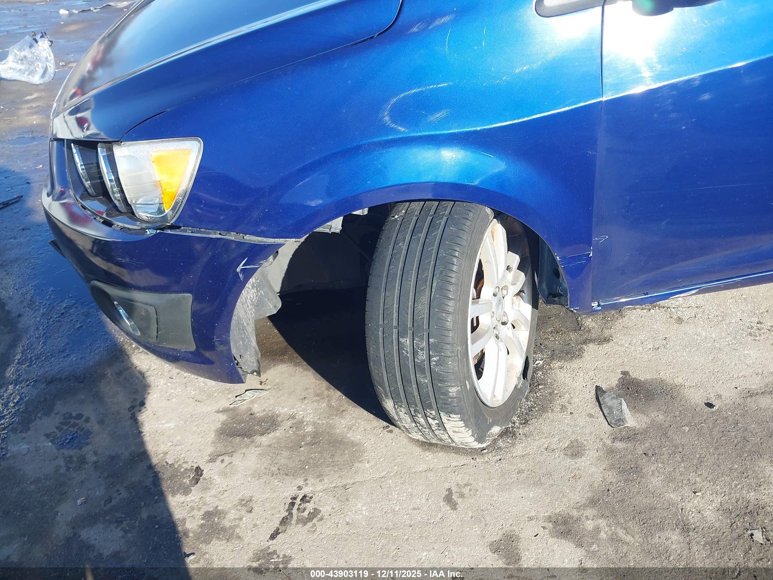CHEVROLET SONIC image 6