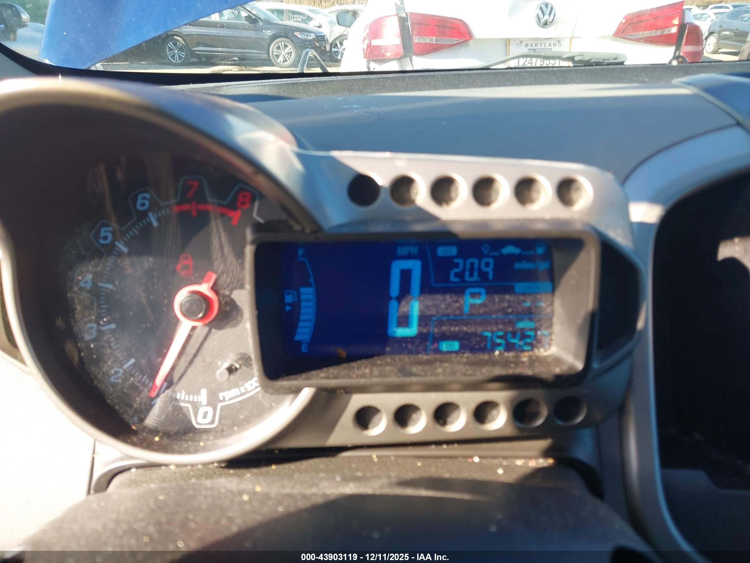 CHEVROLET SONIC image 7