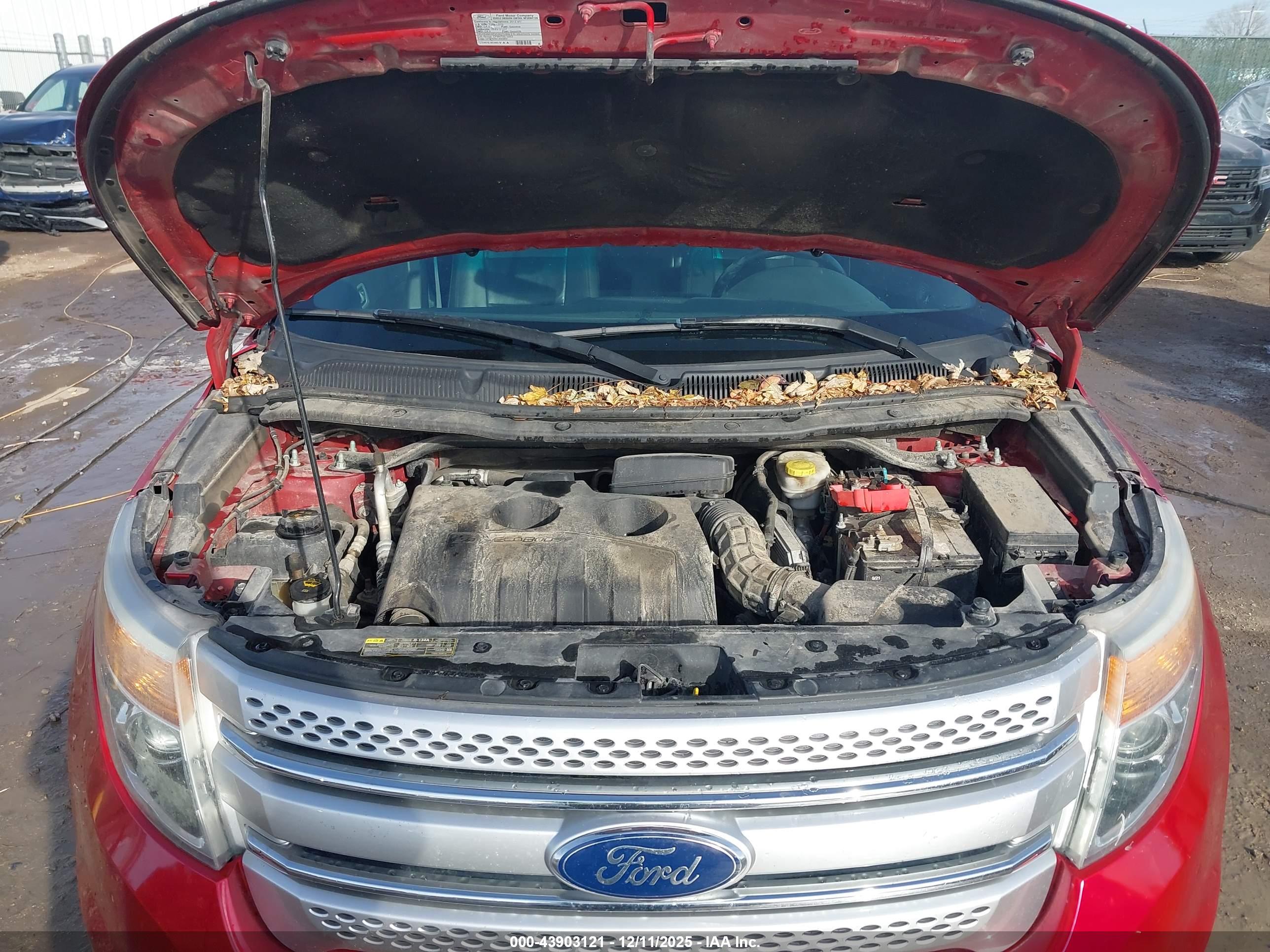 FORD EXPLORER image 10