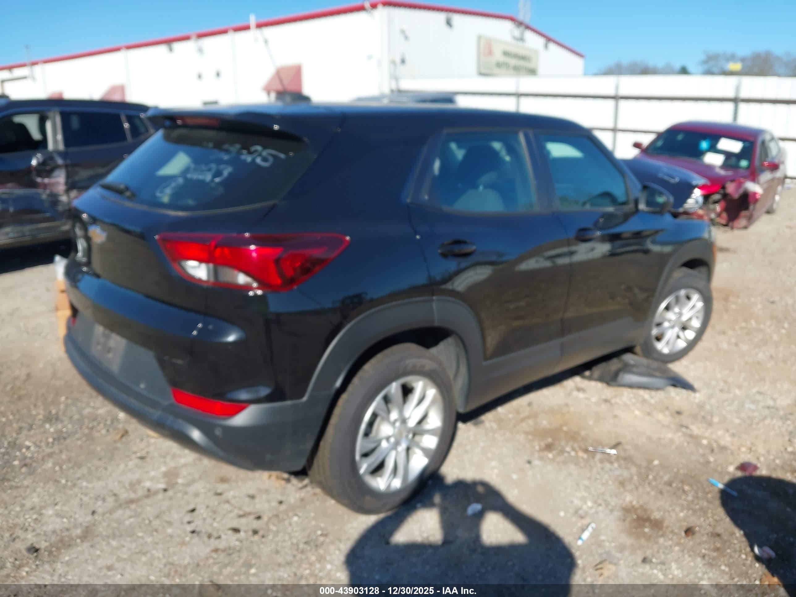 CHEVROLET TRAILBLAZER image 4