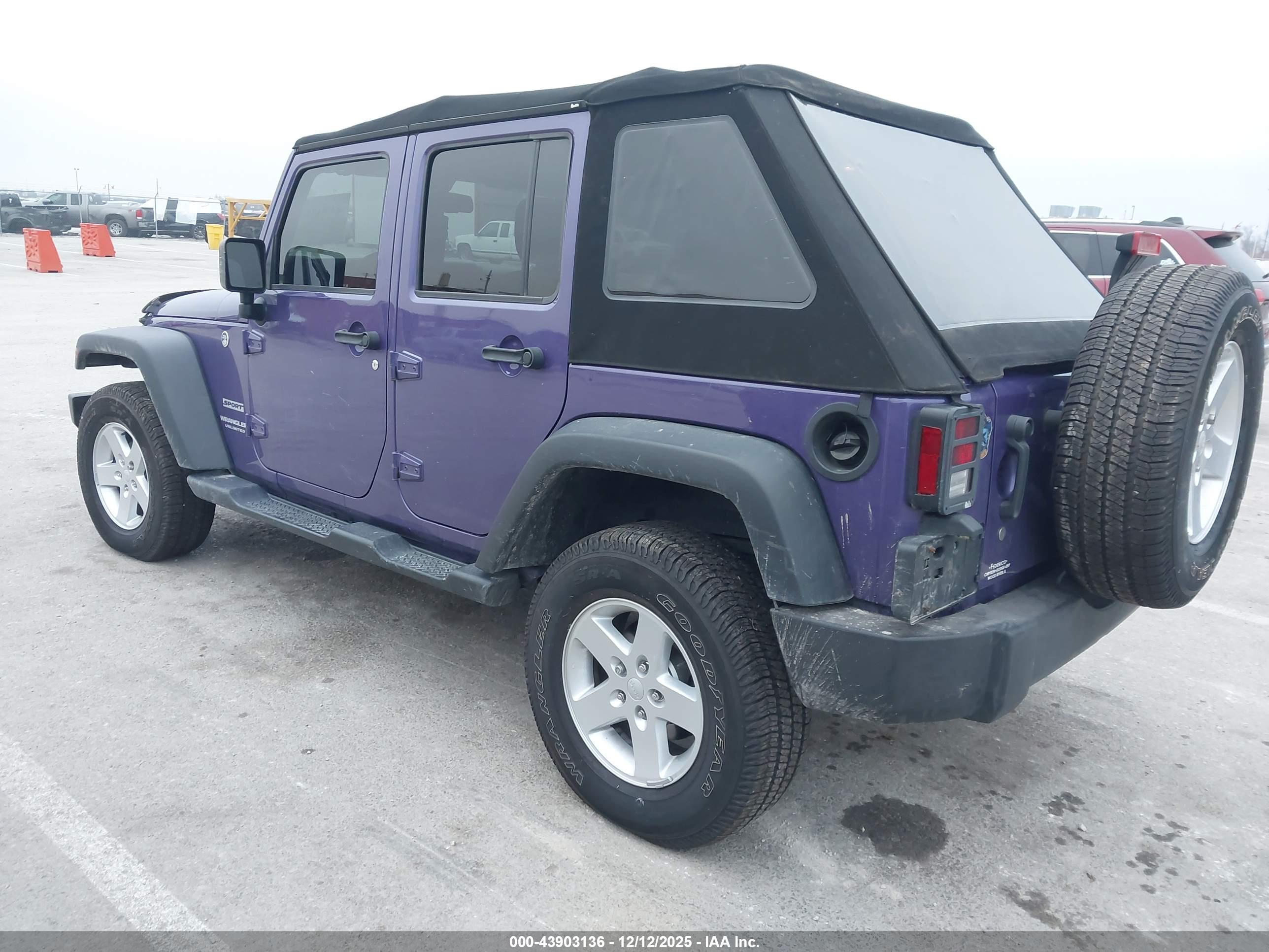 JEEP WRANGLER image 3