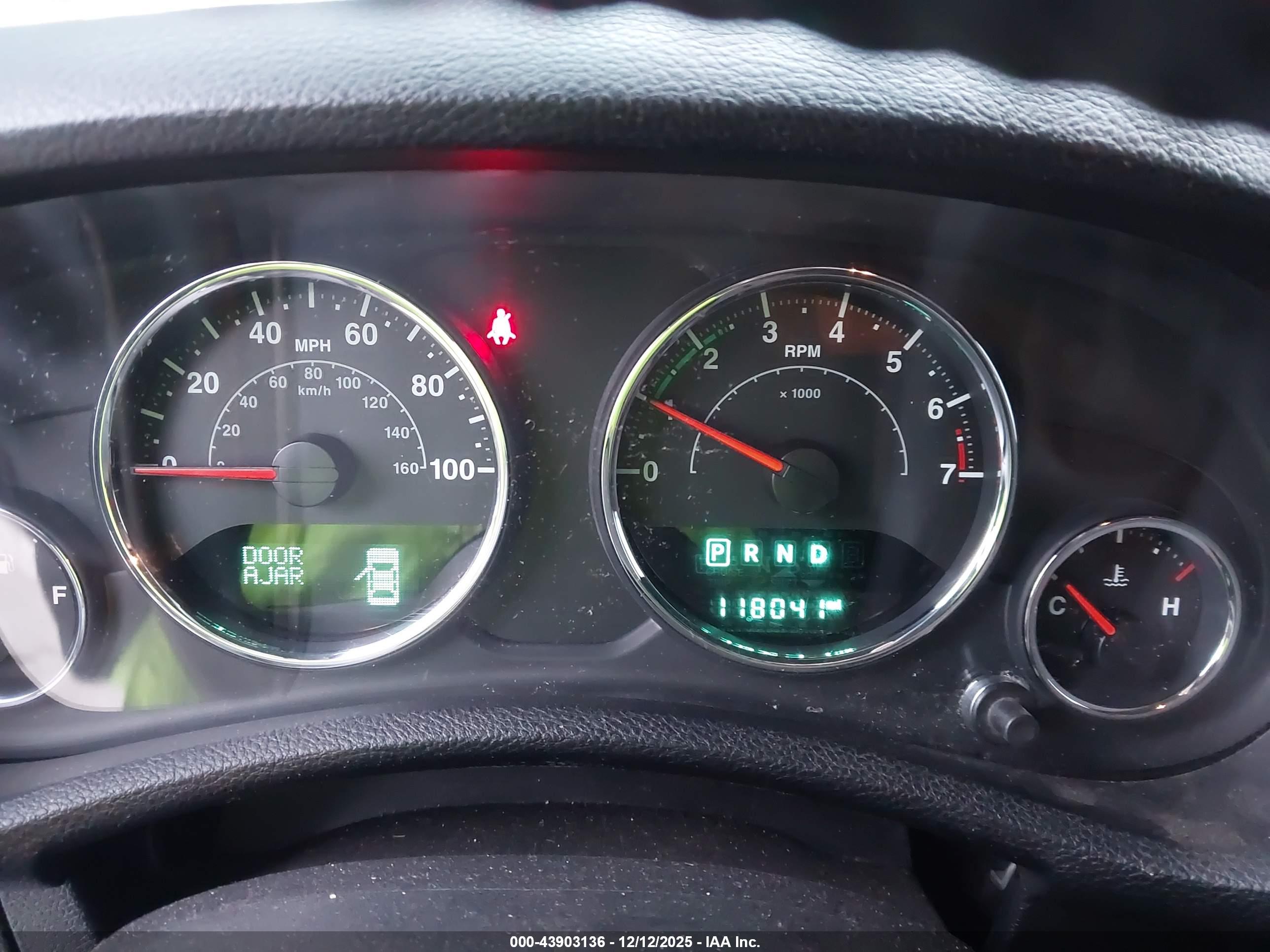 JEEP WRANGLER image 7