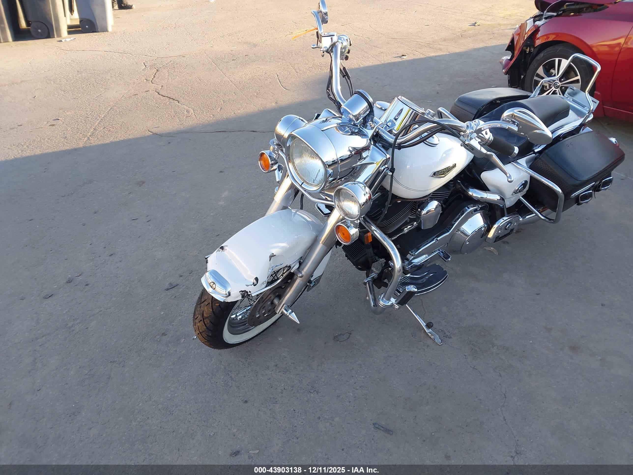 HARLEY-DAVIDSON FLHRCI image 2