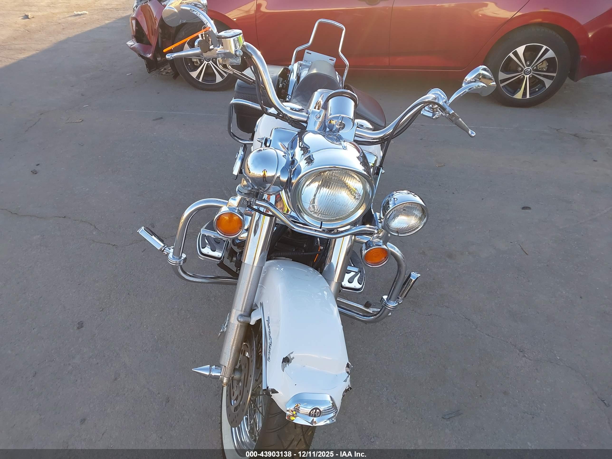 HARLEY-DAVIDSON FLHRCI image 5