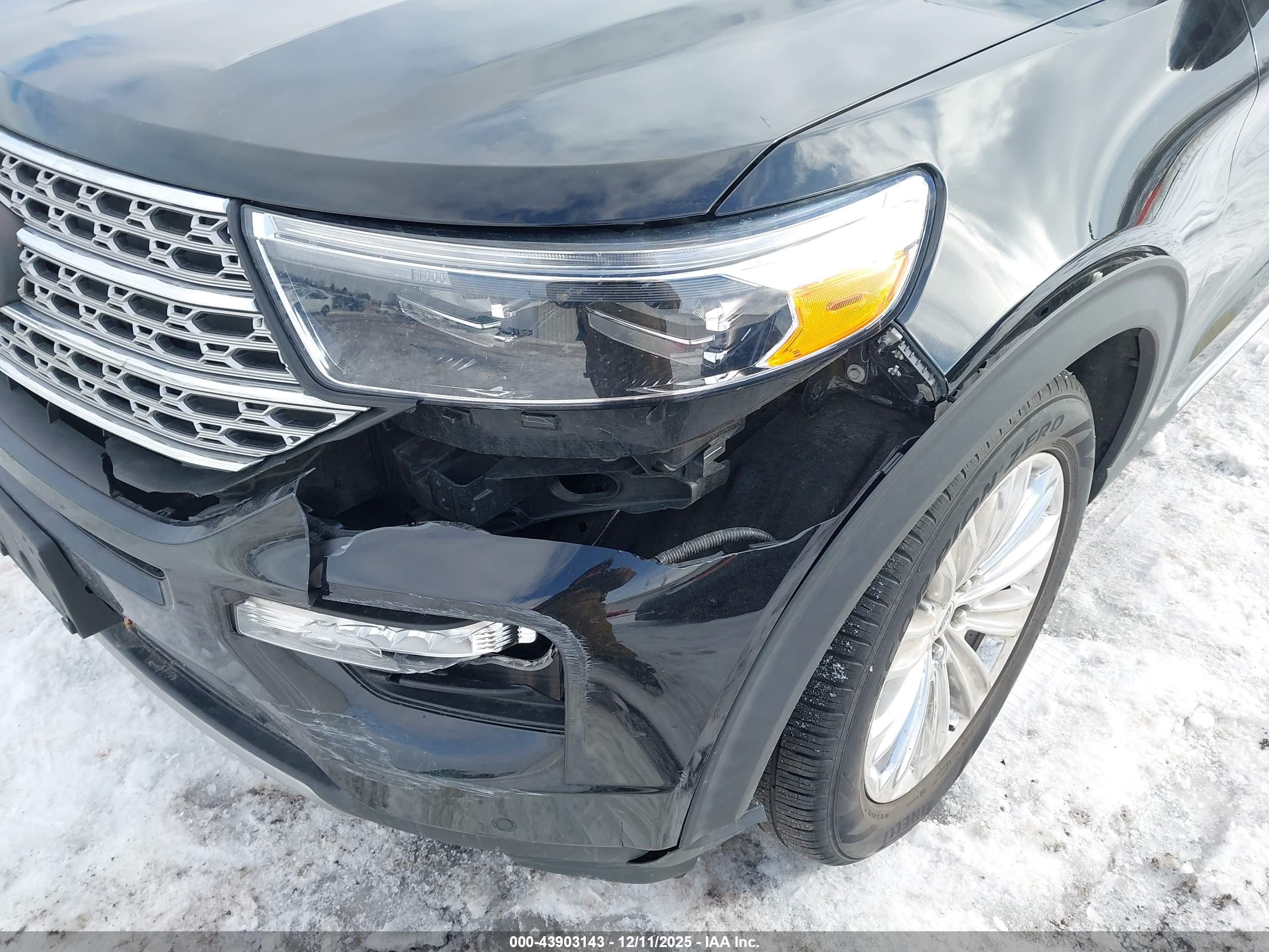 FORD EXPLORER image 6