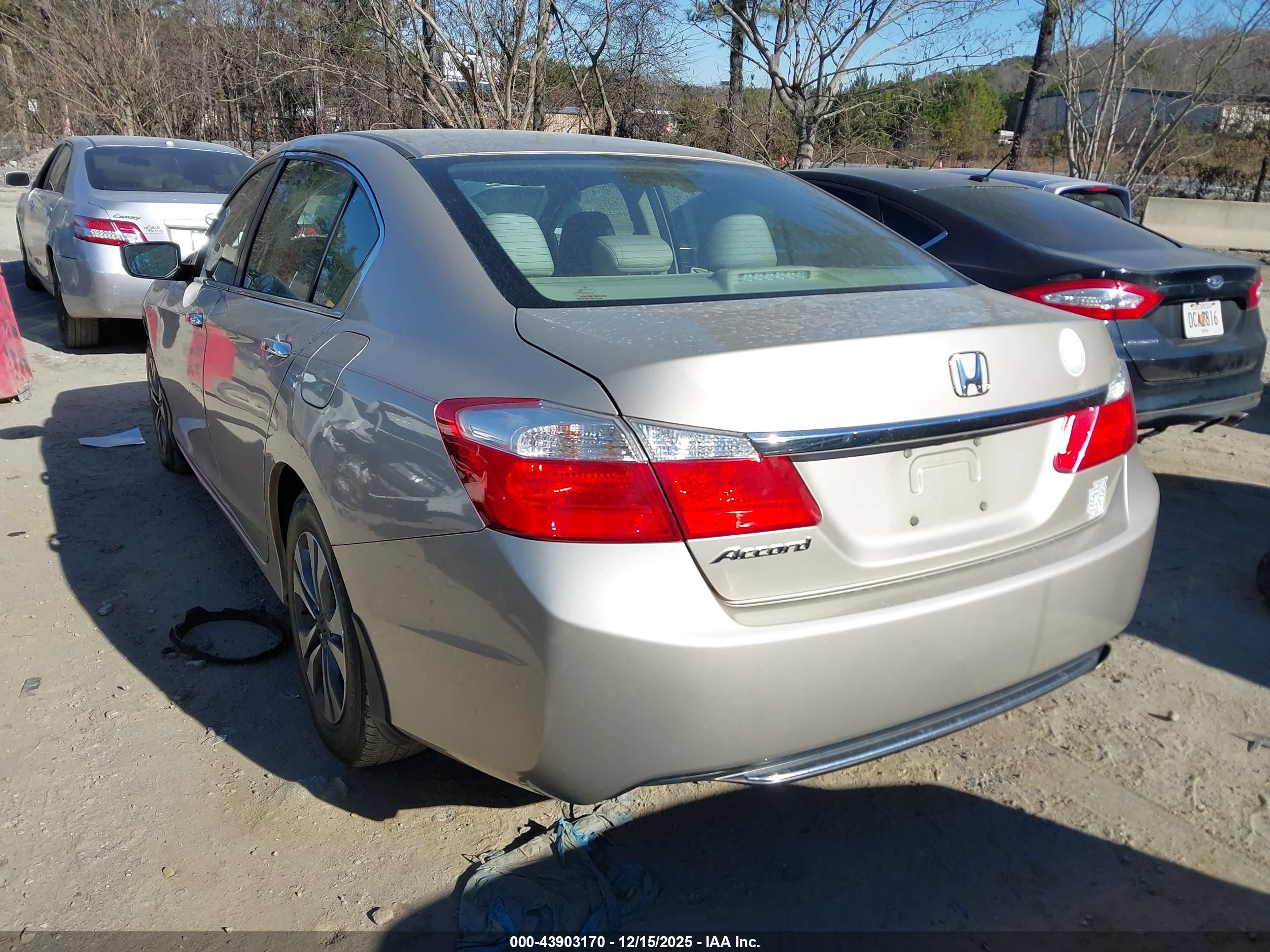 HONDA ACCORD image 3