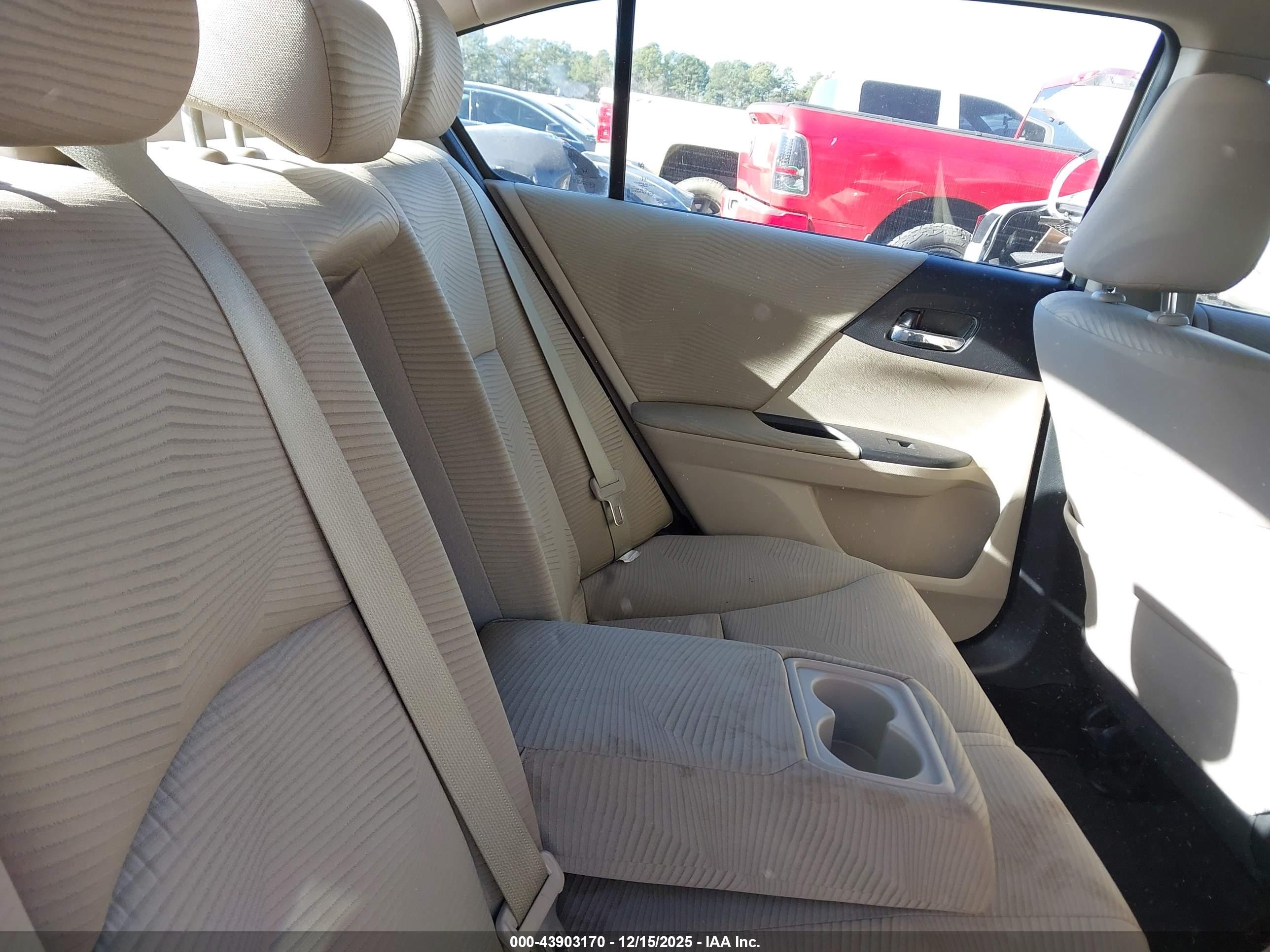 HONDA ACCORD image 8