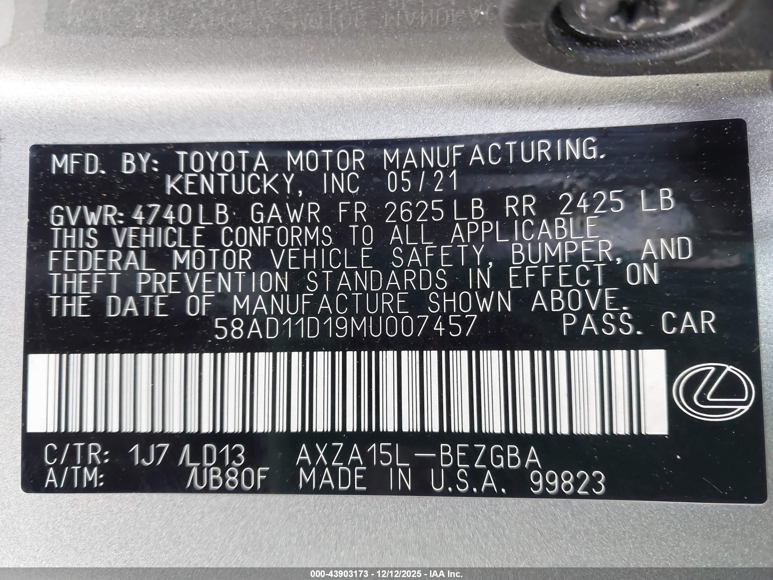 LEXUS ES image 9