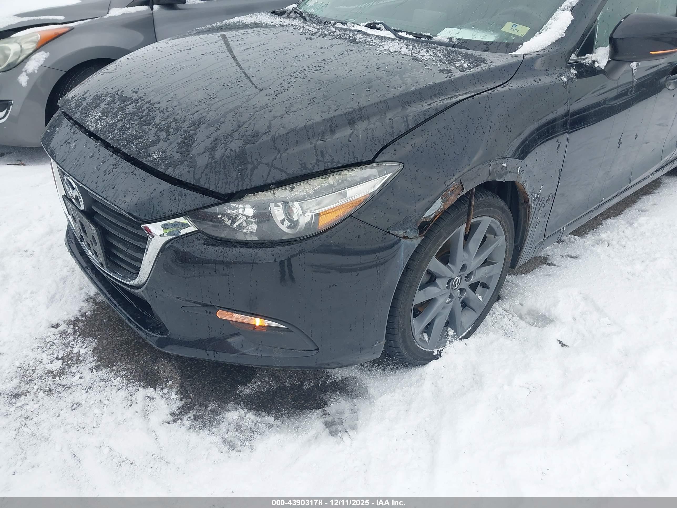 MAZDA MAZDA3 image 6