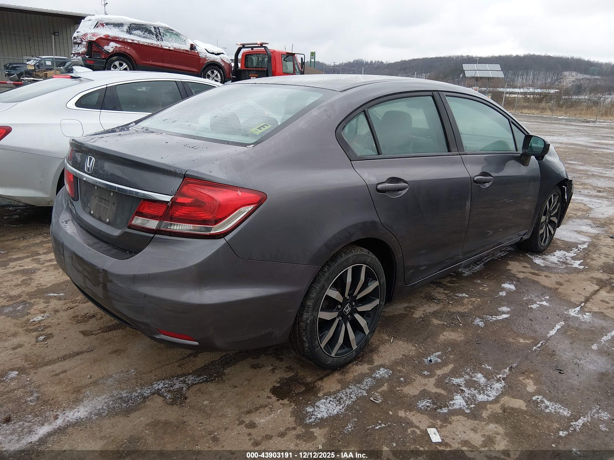 HONDA CIVIC image 4