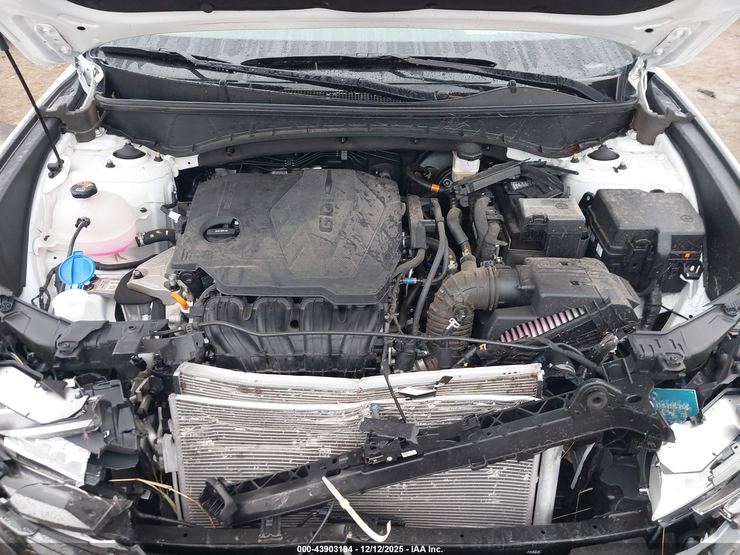 HYUNDAI TUCSON image 10