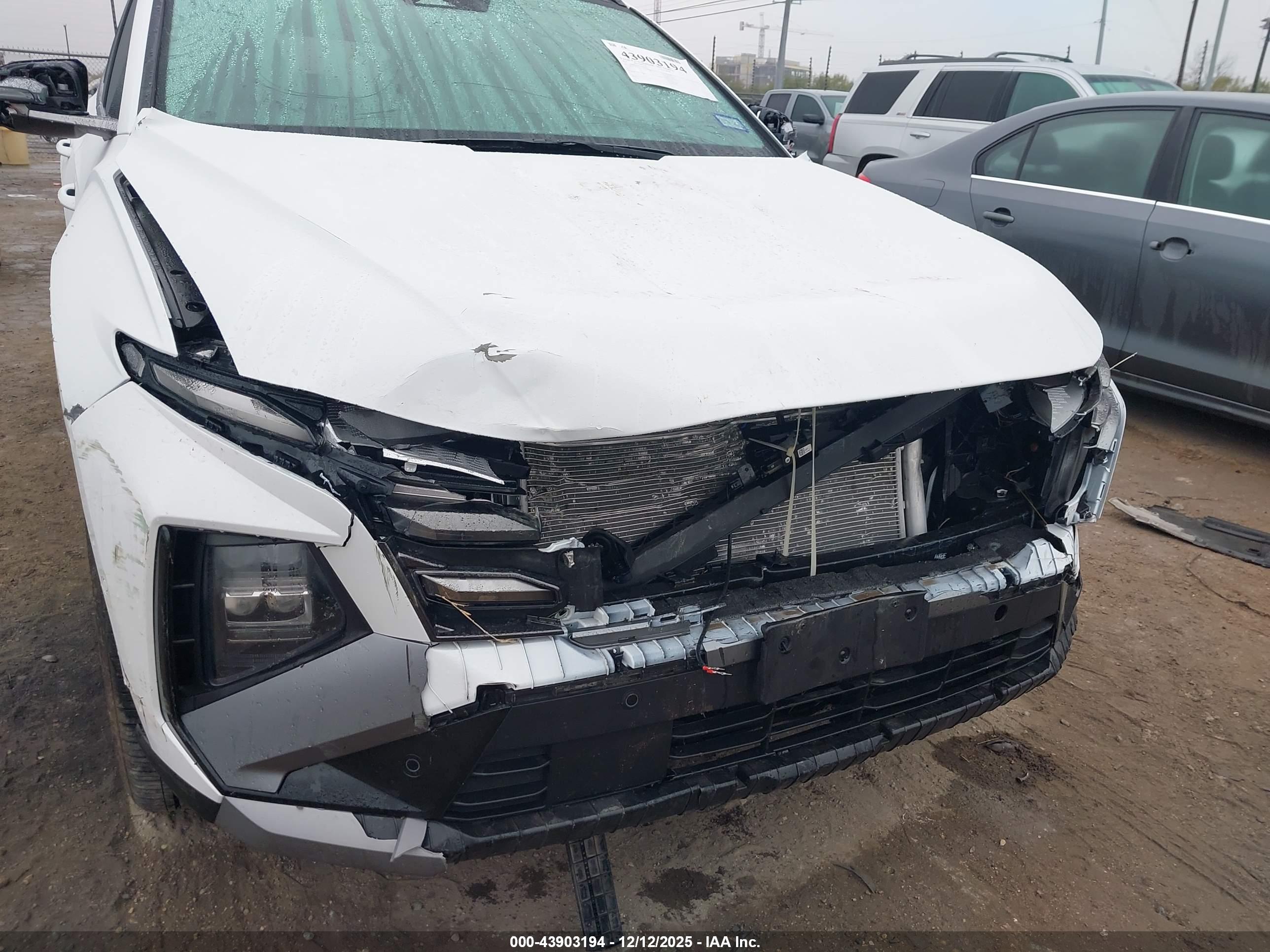 HYUNDAI TUCSON image 6