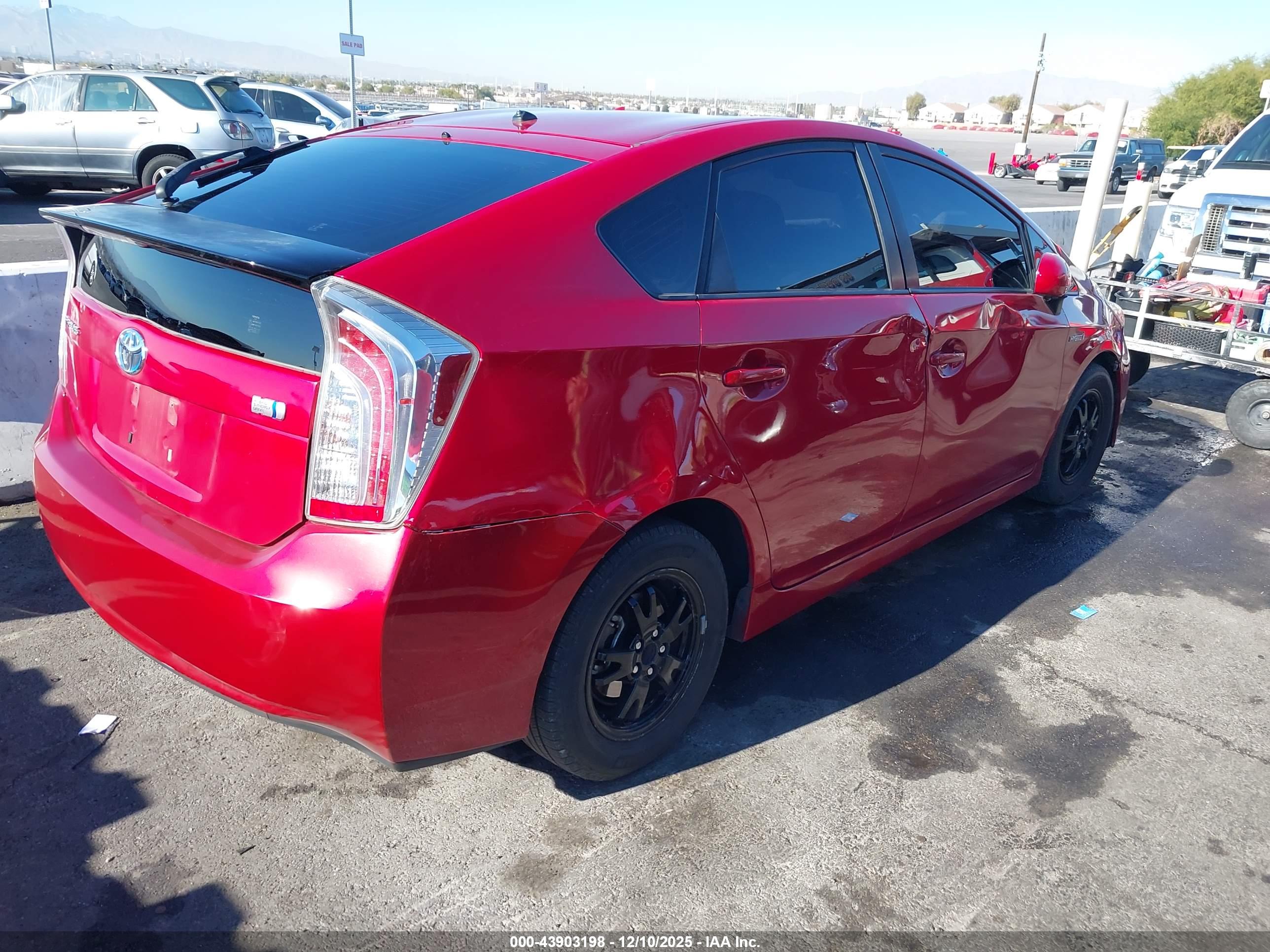 TOYOTA PRIUS image 4